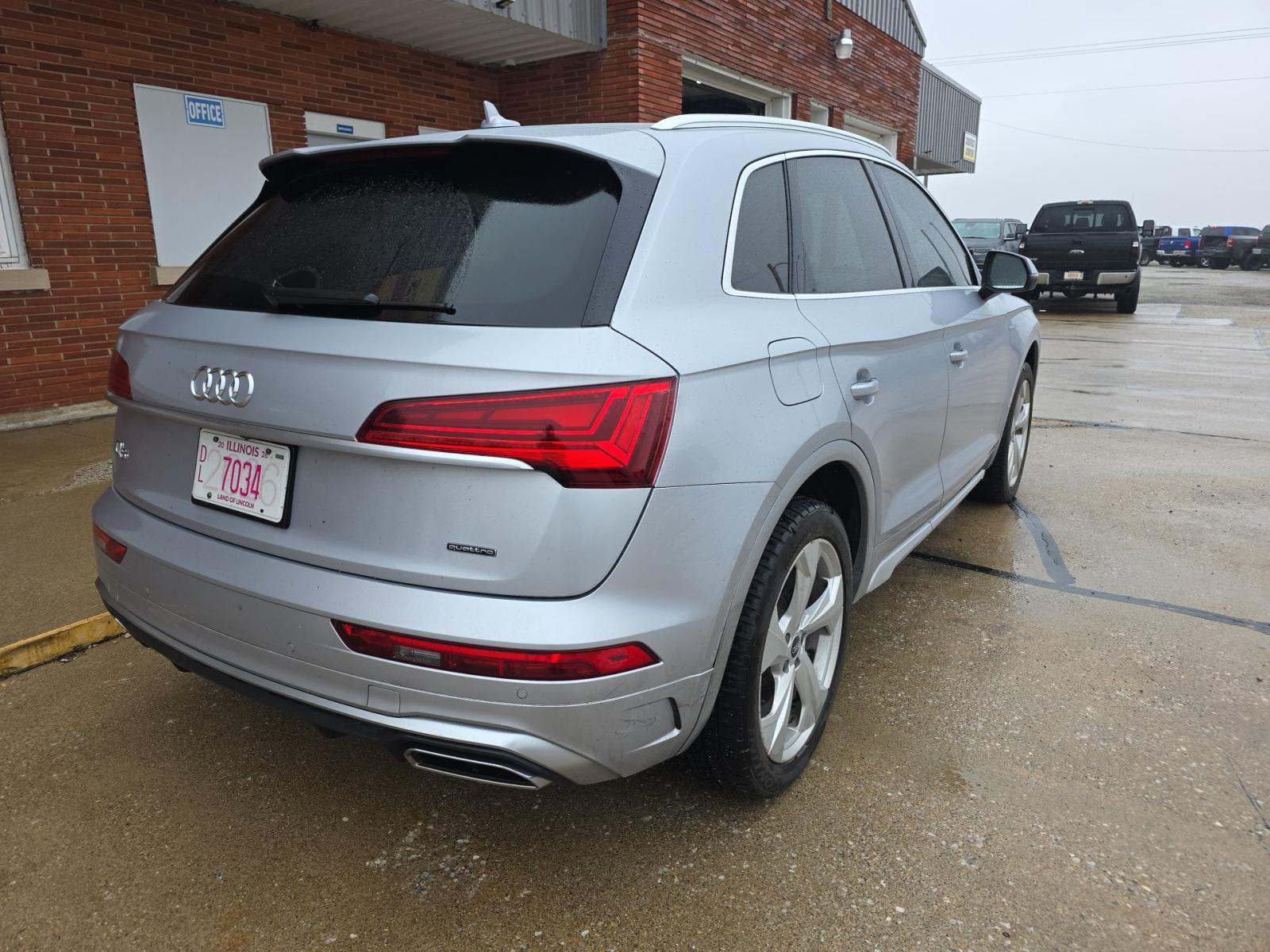 2022 Audi Q5 S line Premium Plus AWD