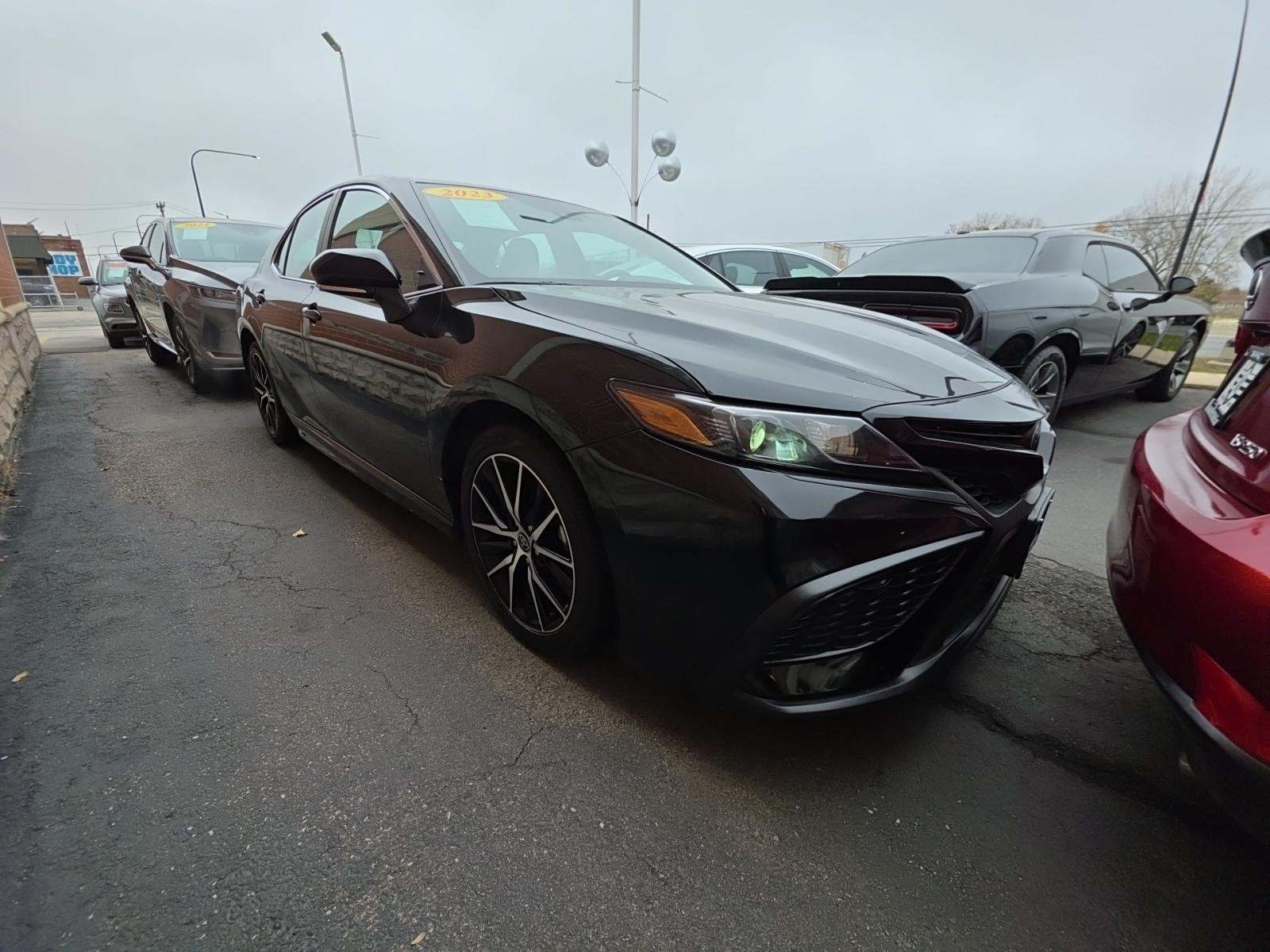 2023 Toyota Camry SE FWD
