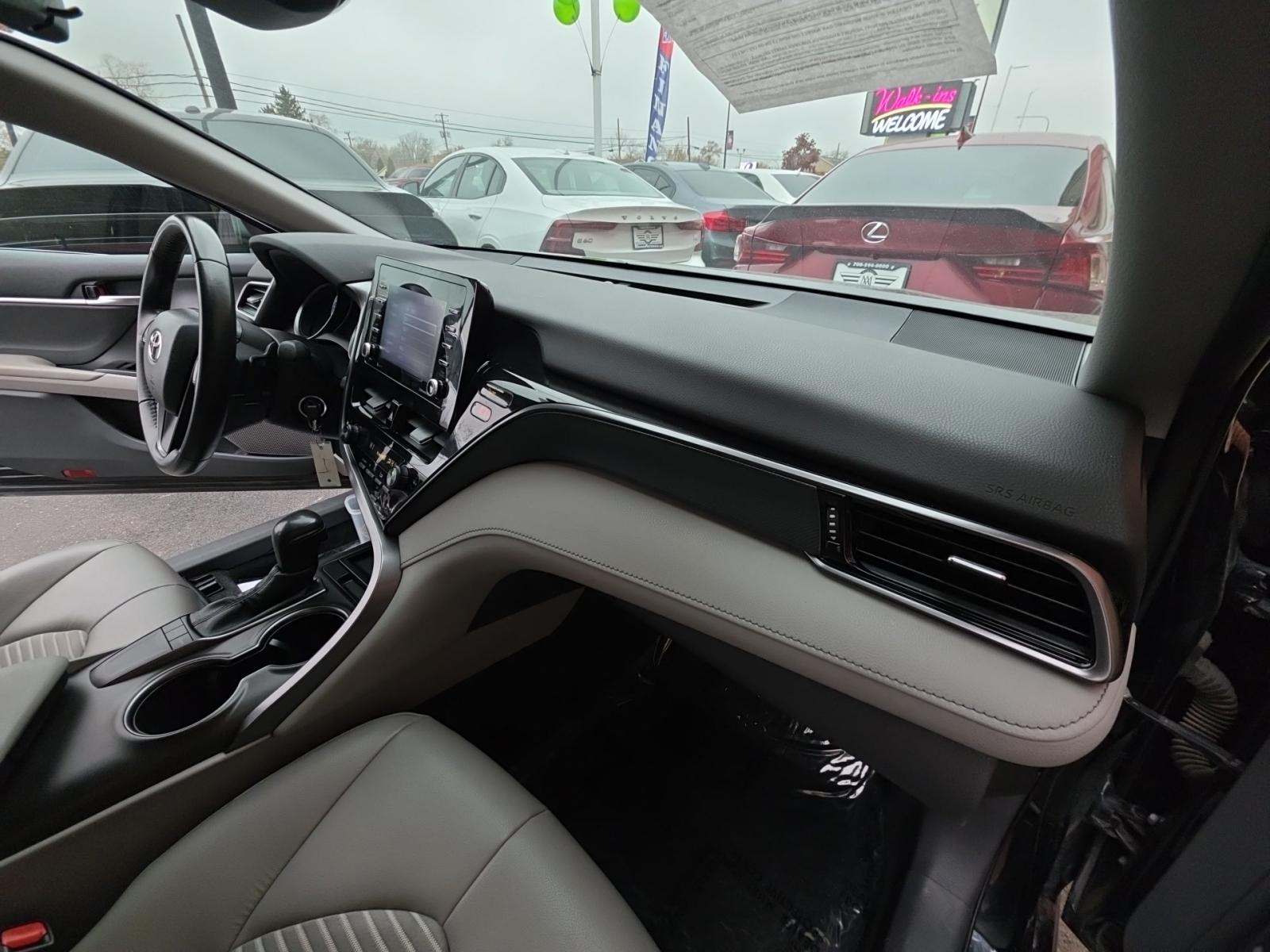 2023 Toyota Camry SE FWD