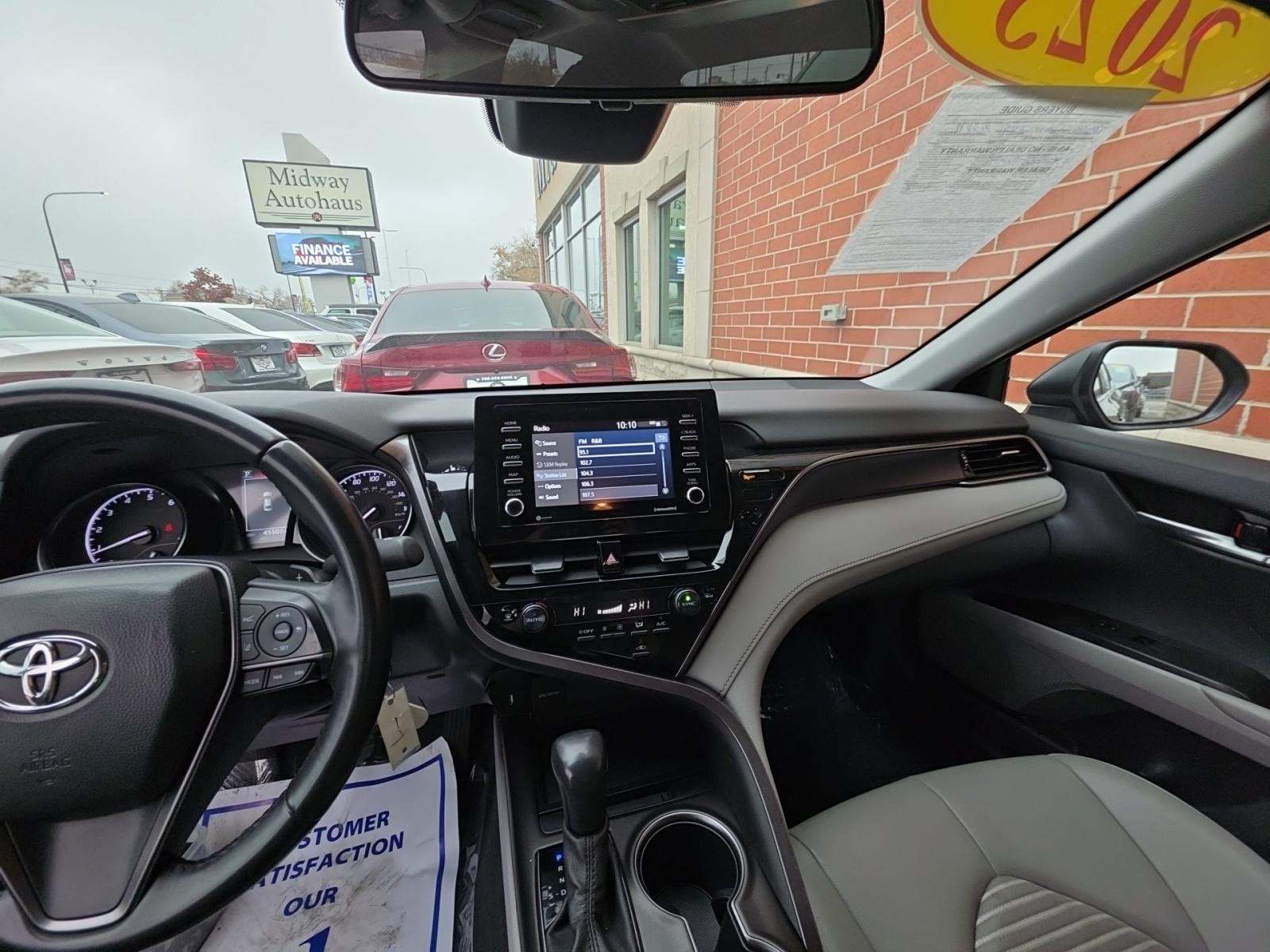 2023 Toyota Camry SE FWD