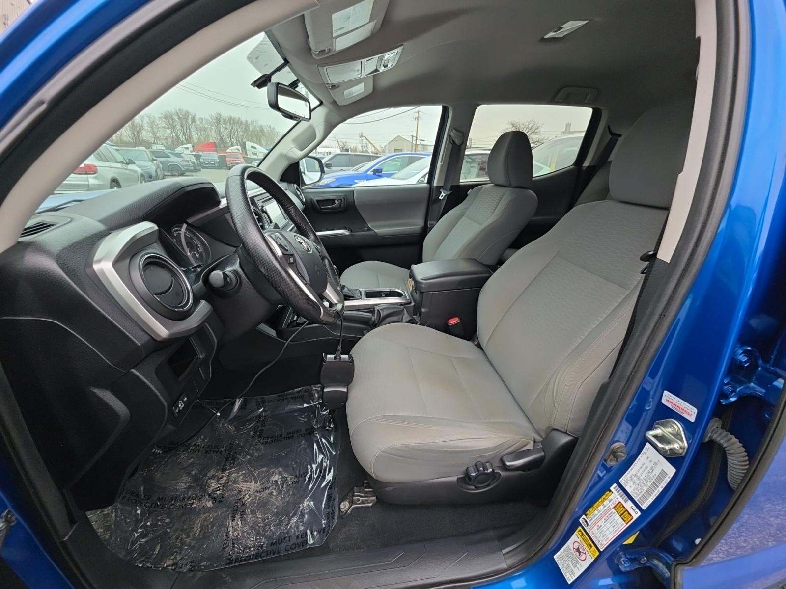 2016 Toyota Tacoma SR5 AWD