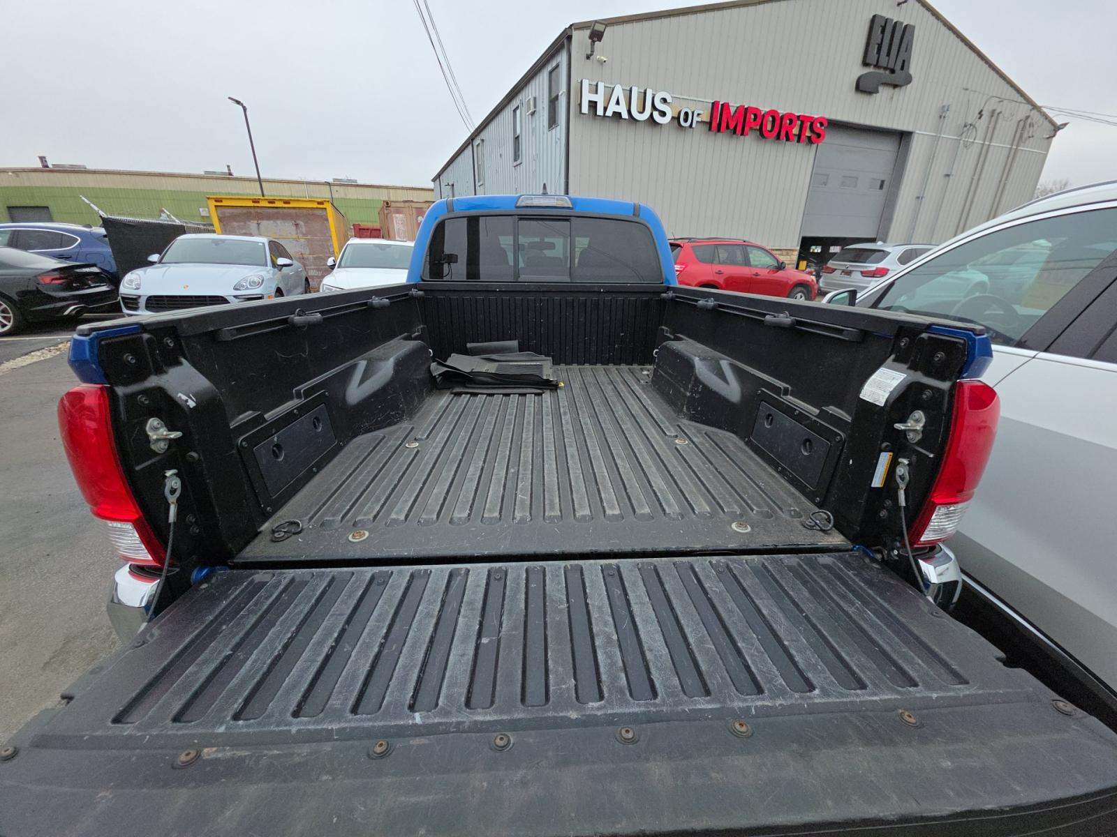 2016 Toyota Tacoma SR5 AWD