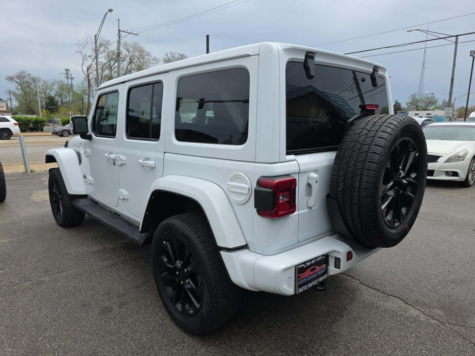 JEEP UNLIMITED SAHARA HIGH ALTITUDE EDITION - 2