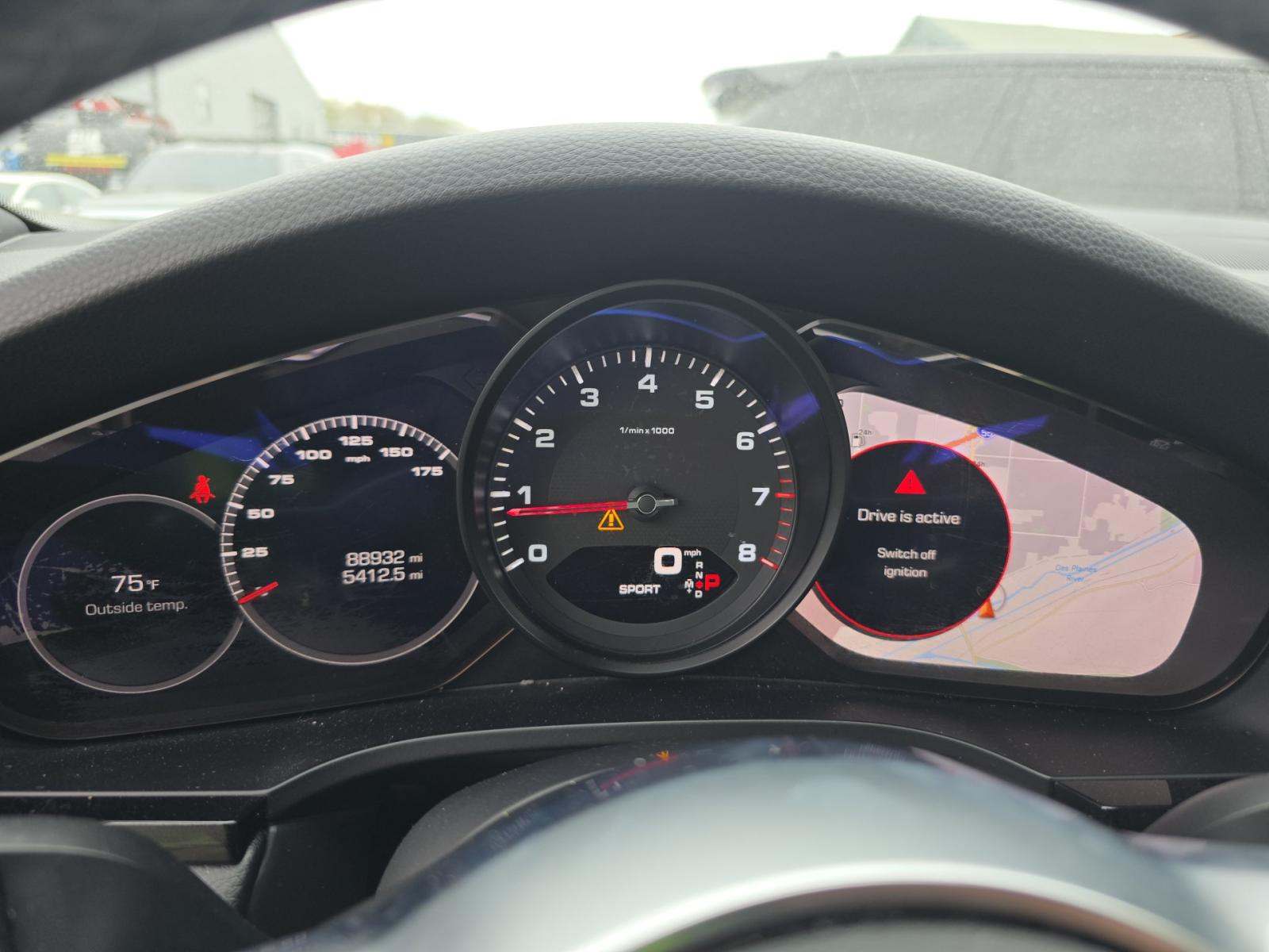 PORSCHE CAYENNE - 9