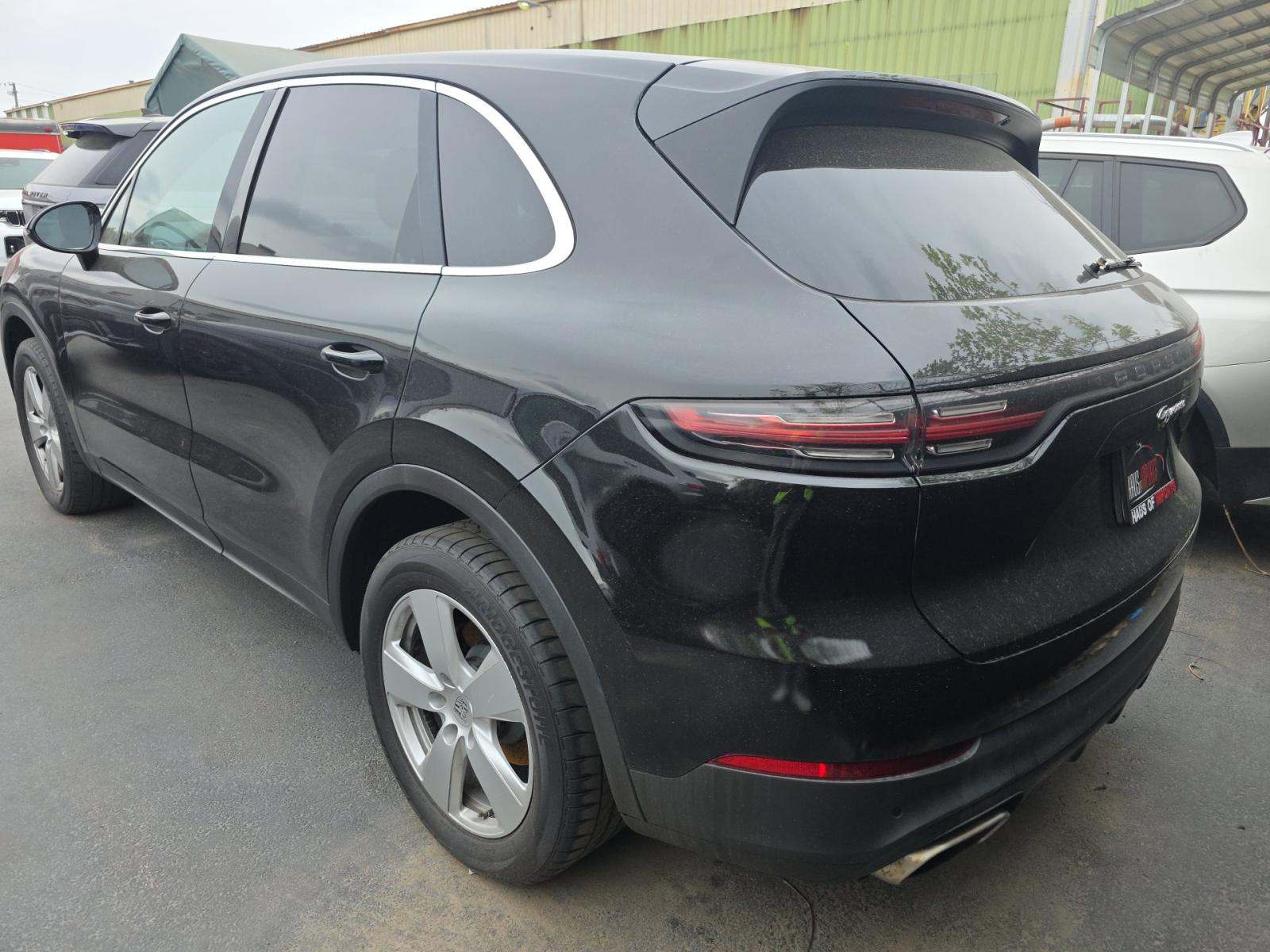 PORSCHE CAYENNE - 2