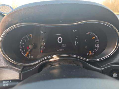 JEEP LAREDO ALTITUDE EDITION - 9