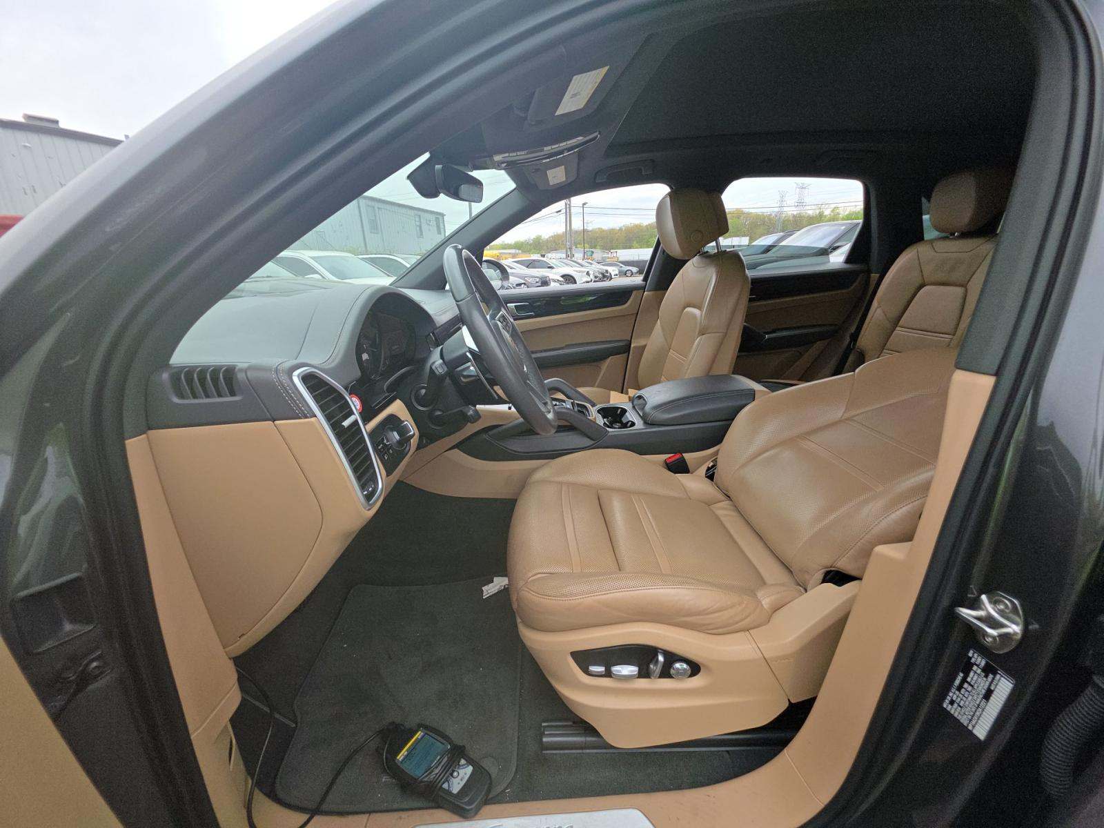 2019 Porsche Cayenne Base AWD