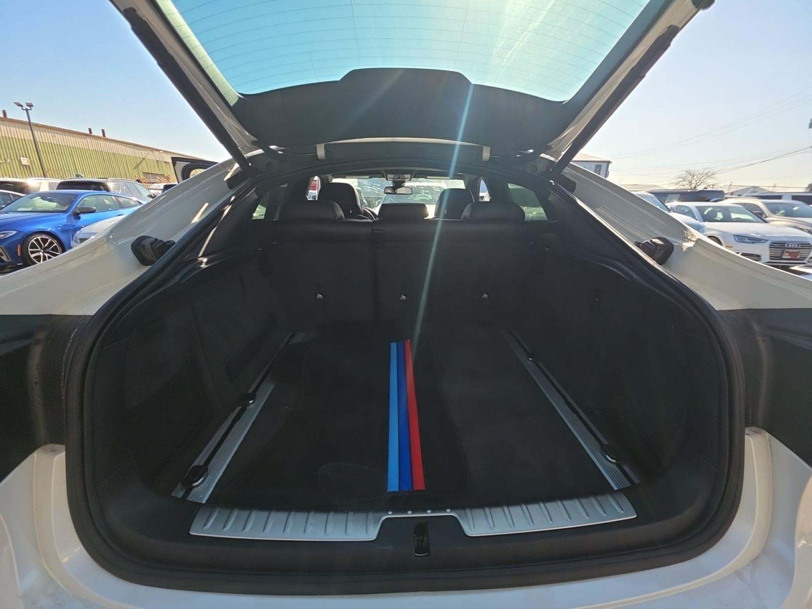 2019 BMW X6 xDrive50i AWD