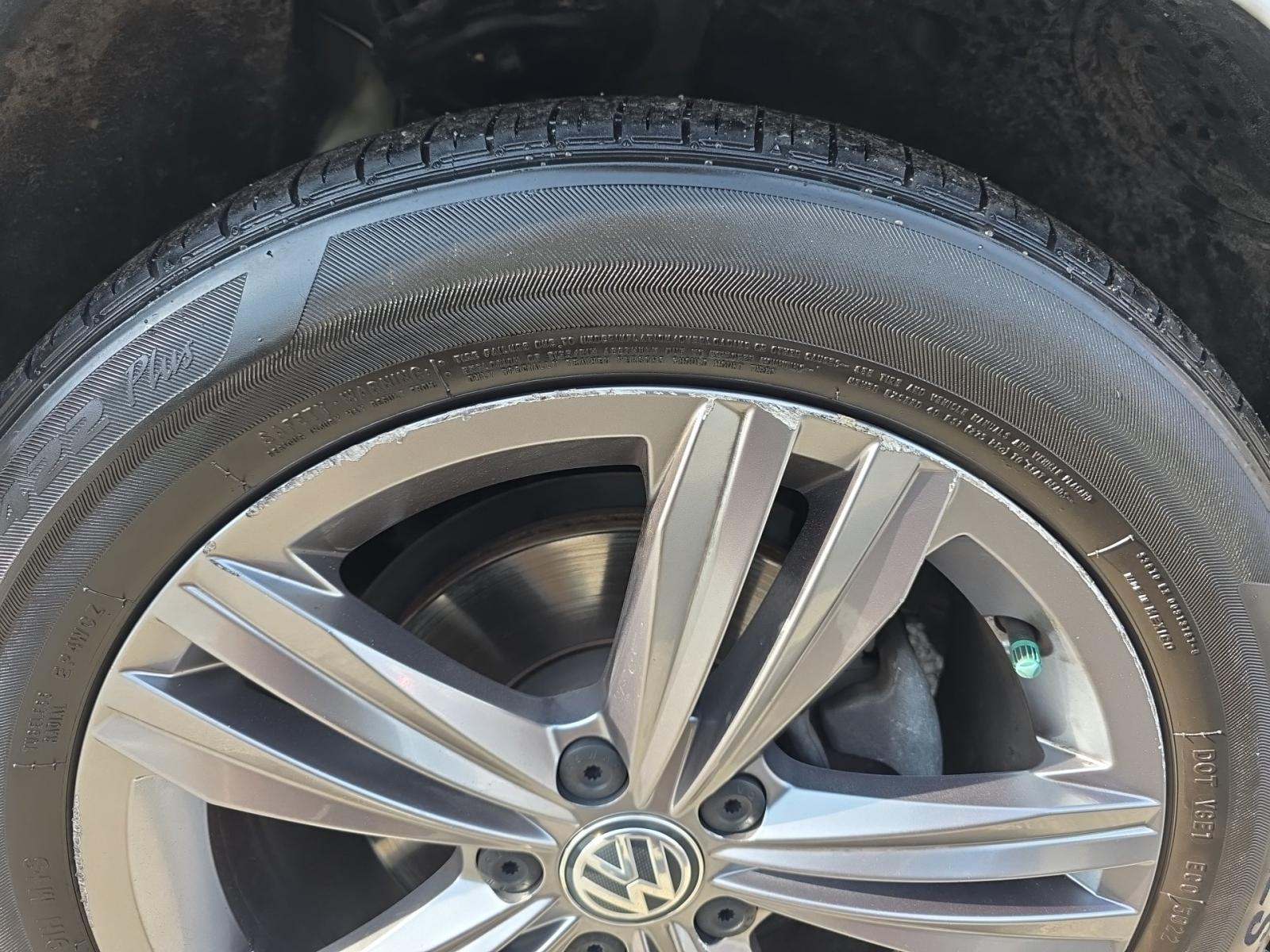2019 Volkswagen Jetta 1.4T R-Line FWD