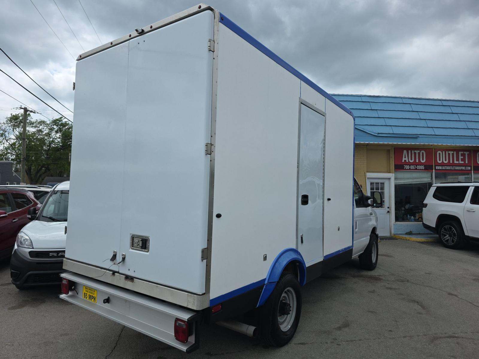 FORD E-350 - 3