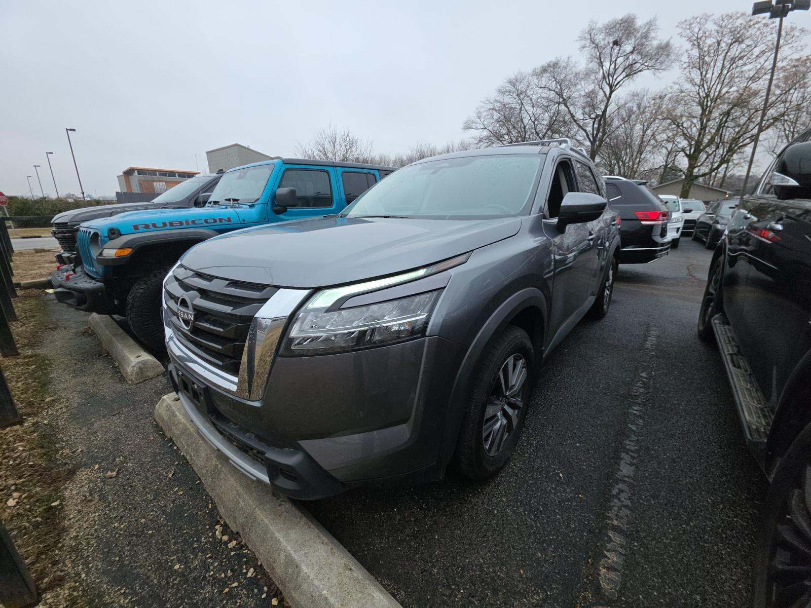 2024 Nissan Pathfinder SL AWD