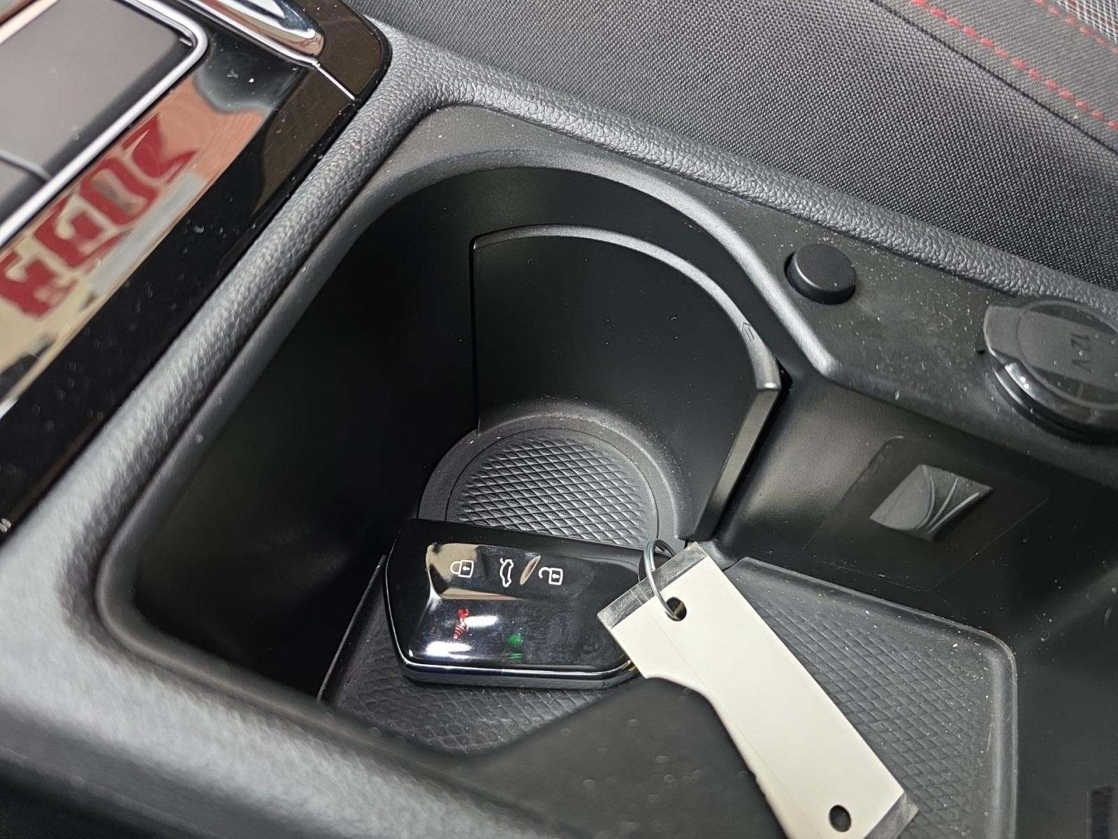 2023 Volkswagen Golf GTI 2.0T S FWD