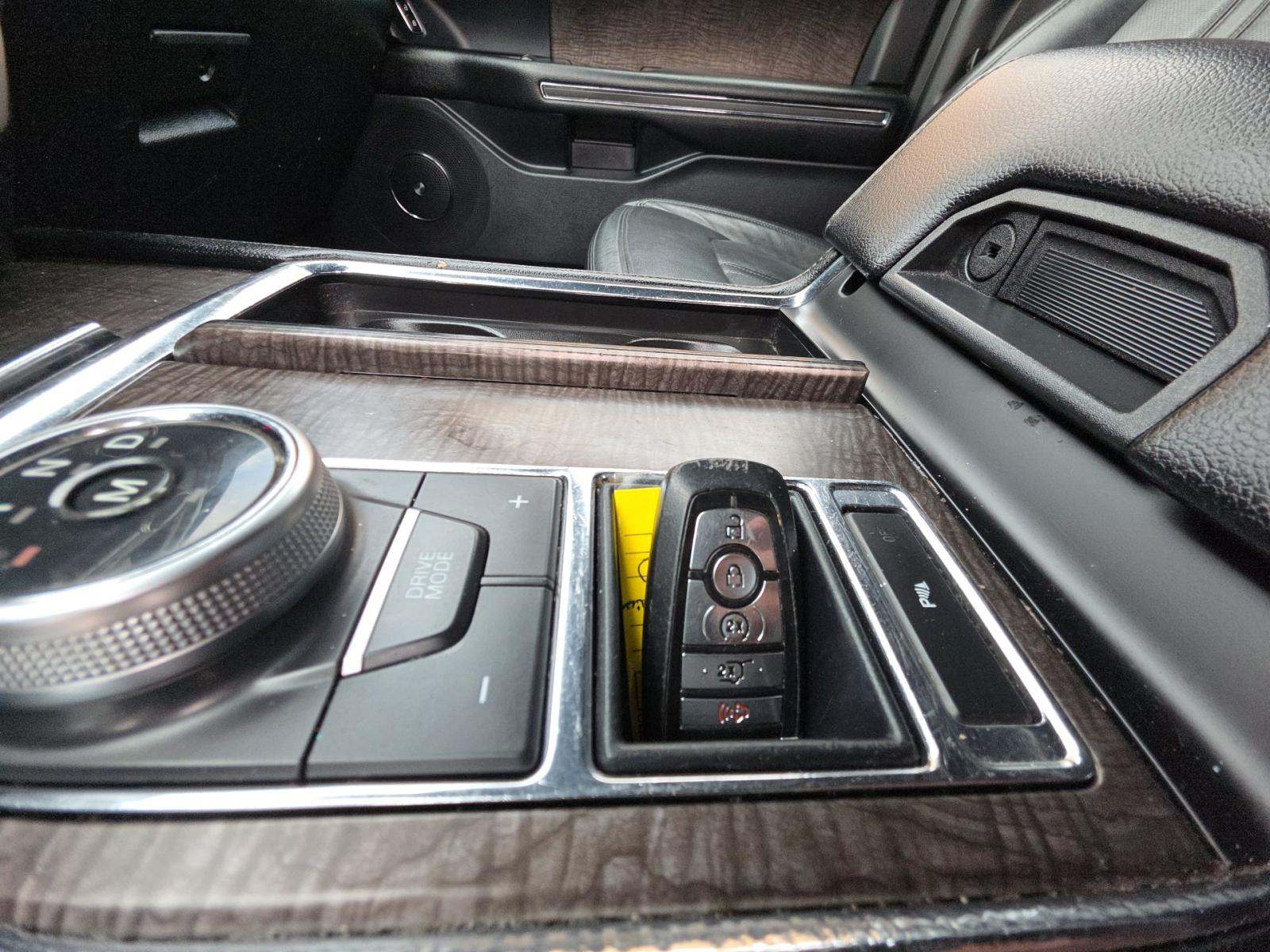 FORD EXPEDITION MAX - 8