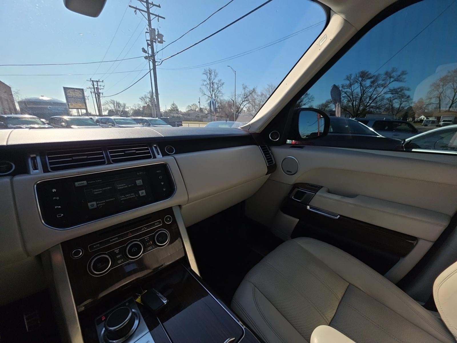 LAND ROVER RANGE ROVER - 10