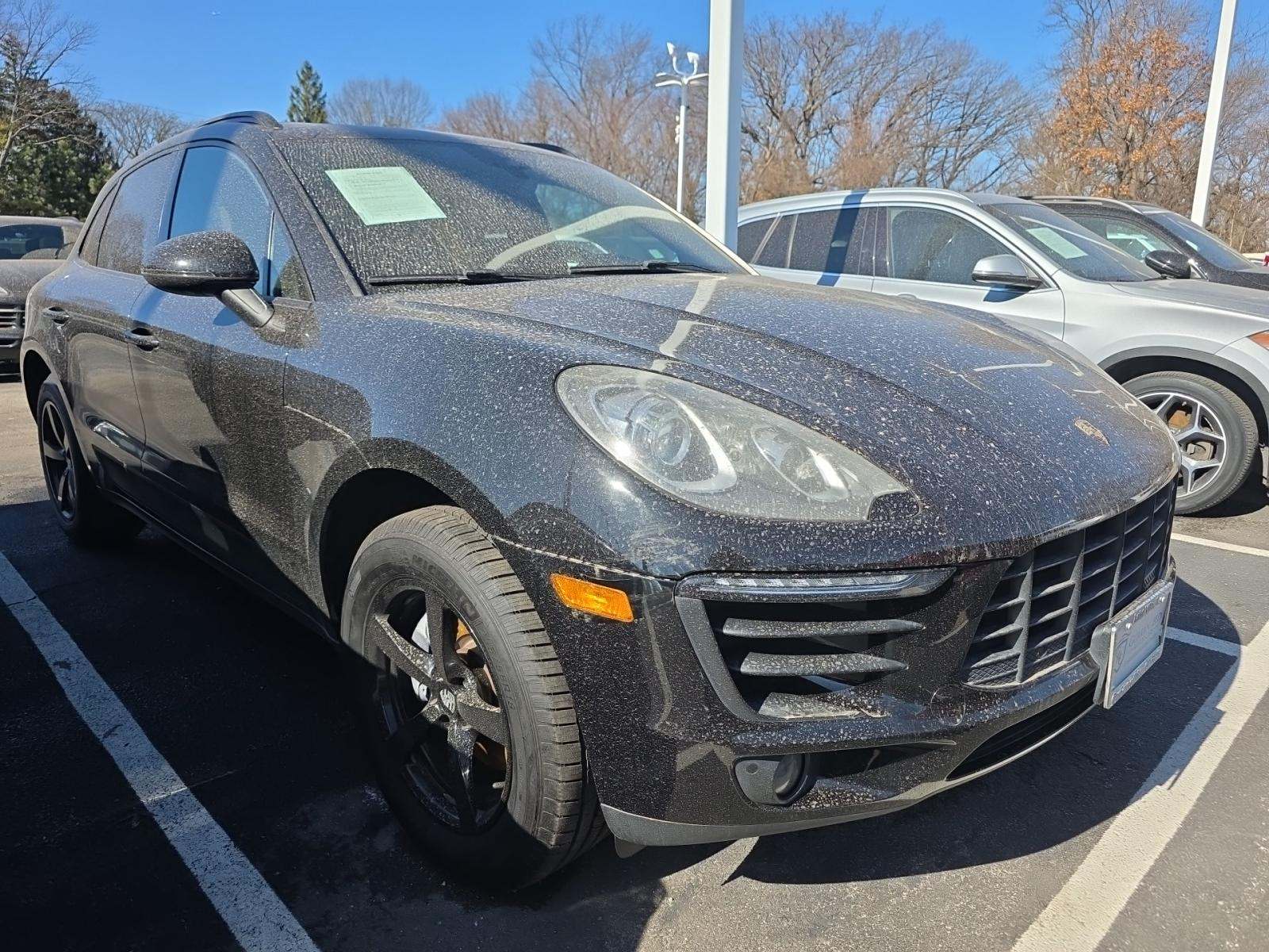 2017 Porsche Macan Base AWD