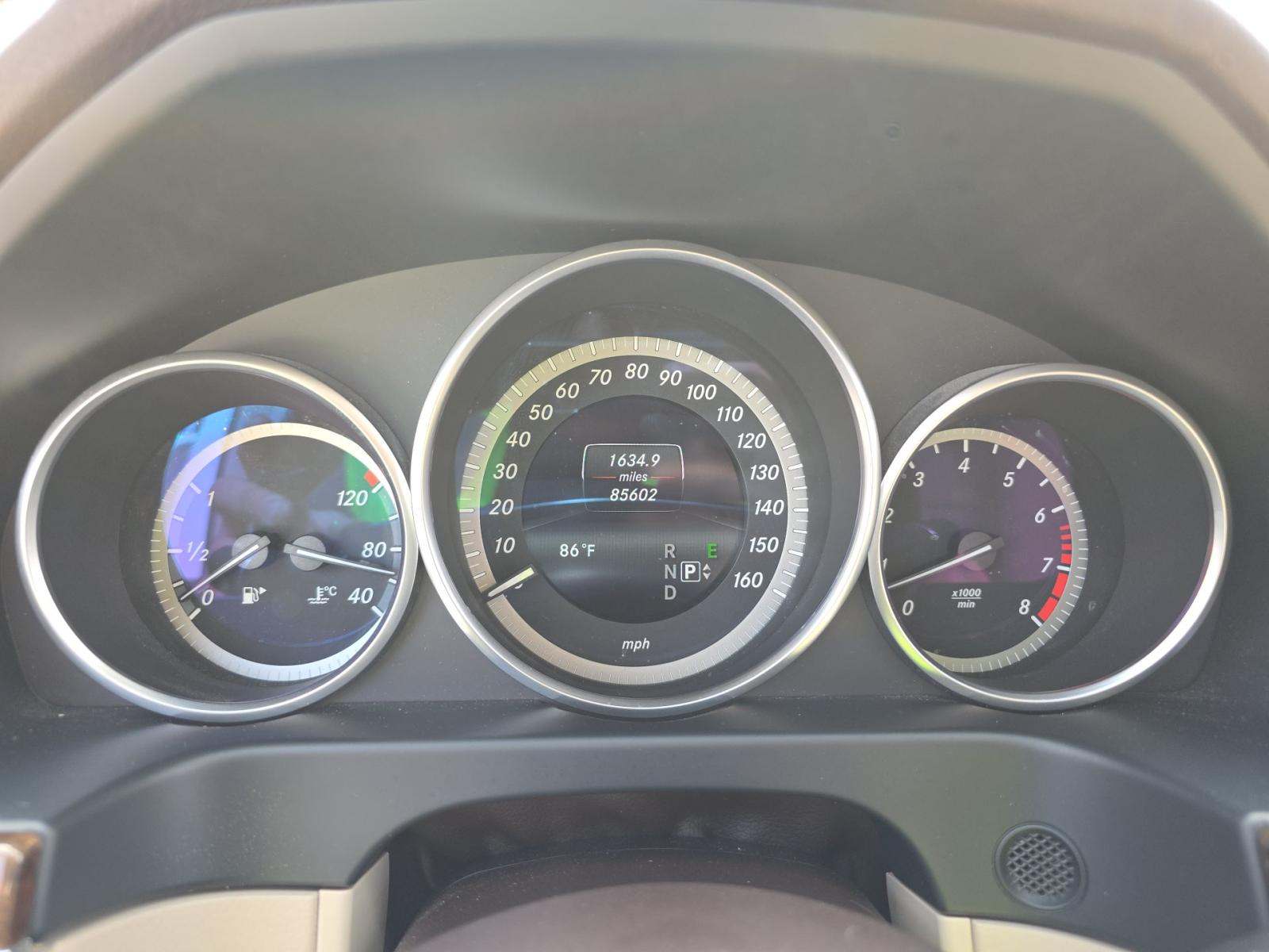 MERCEDES-BENZ E-CLASS - 9