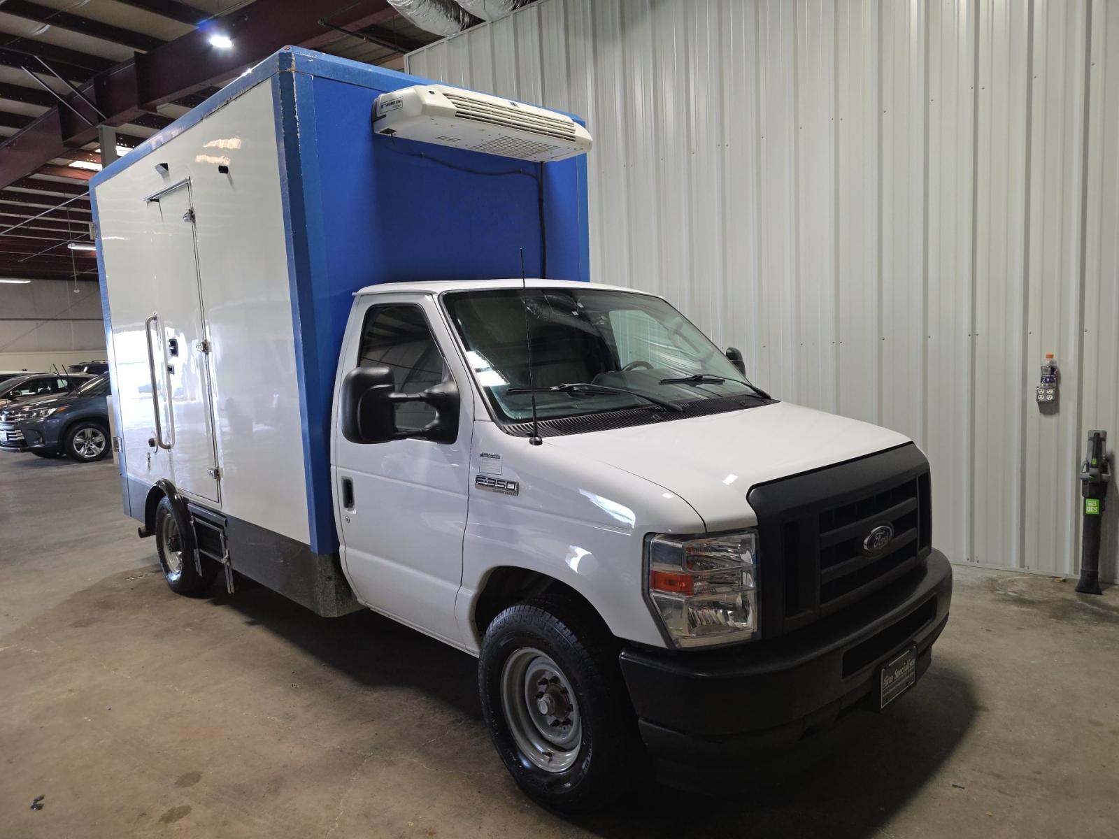 FORD E-350 - 4