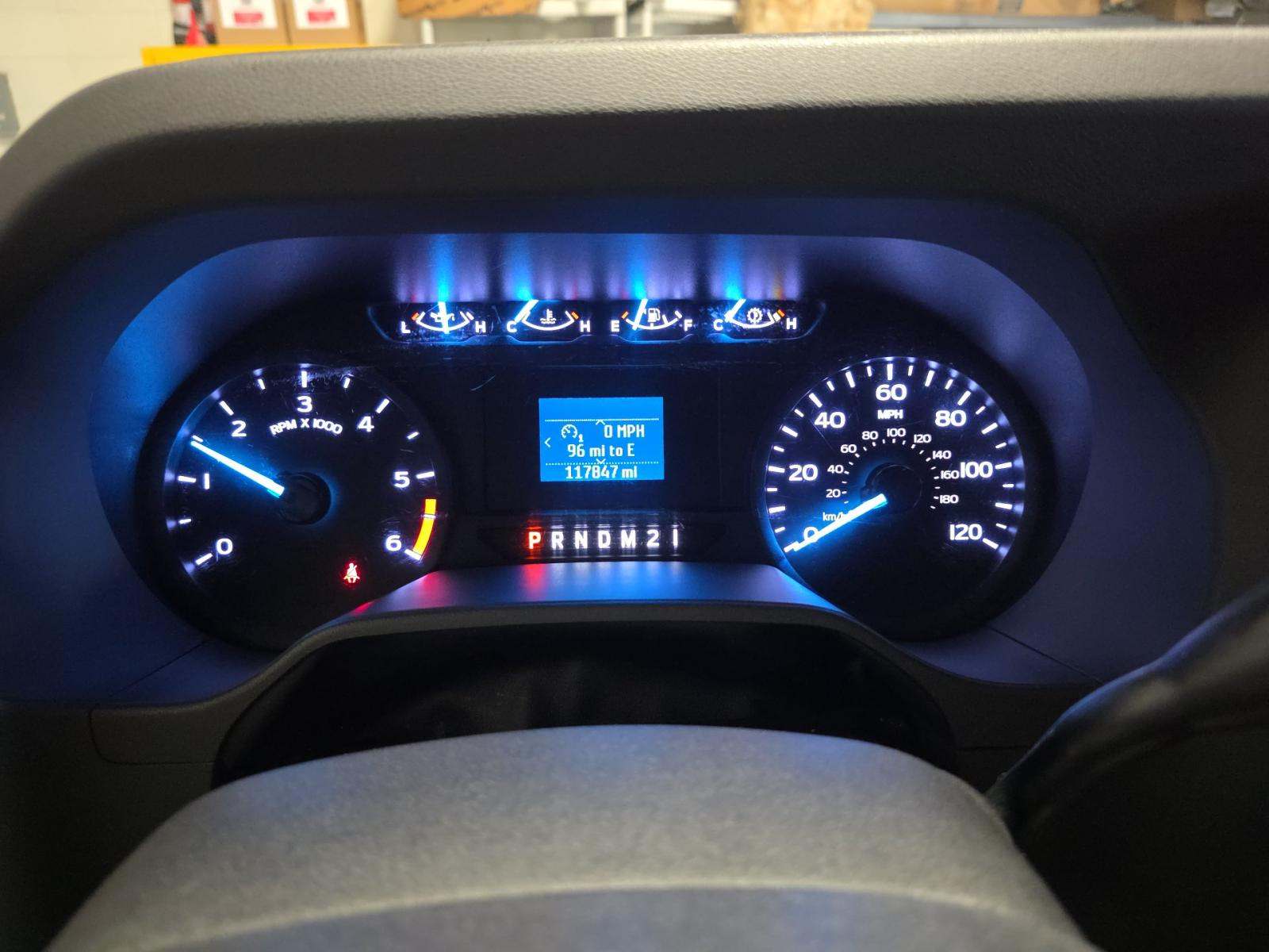 FORD E-350 - 9