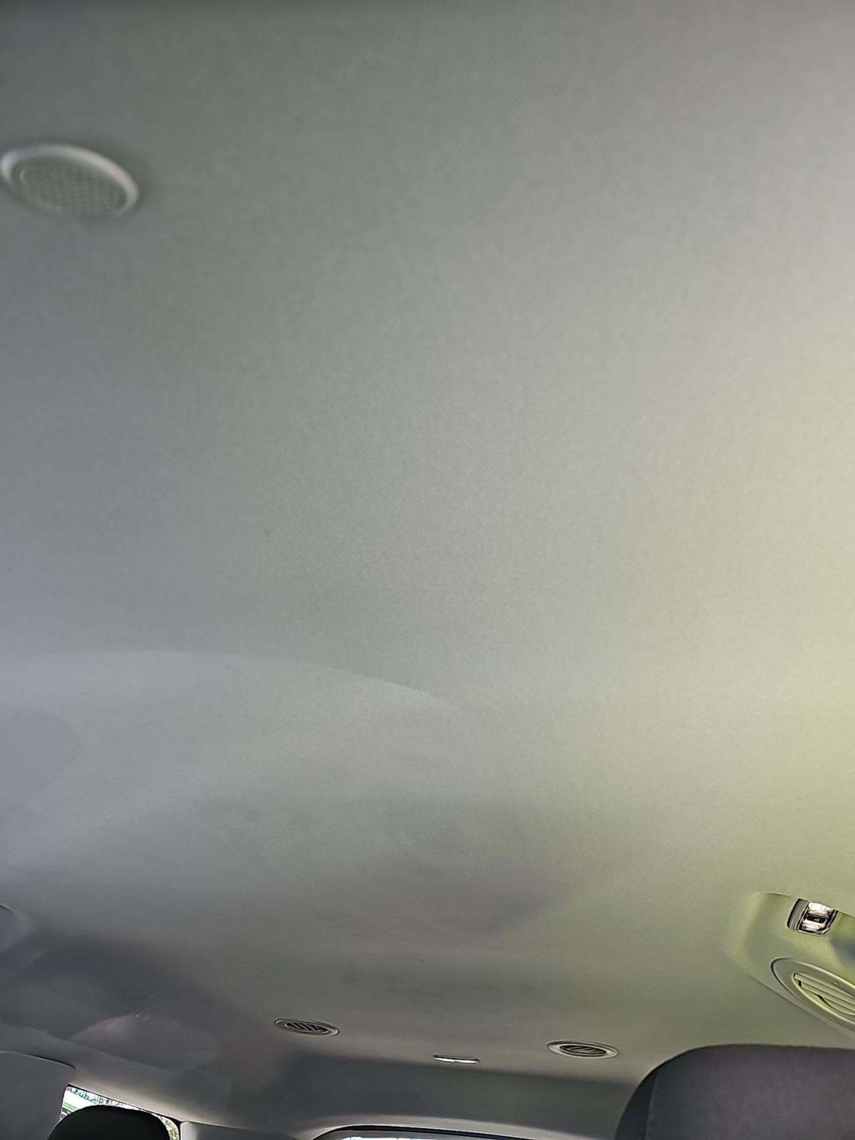 2024 Ford Explorer XLT RWD