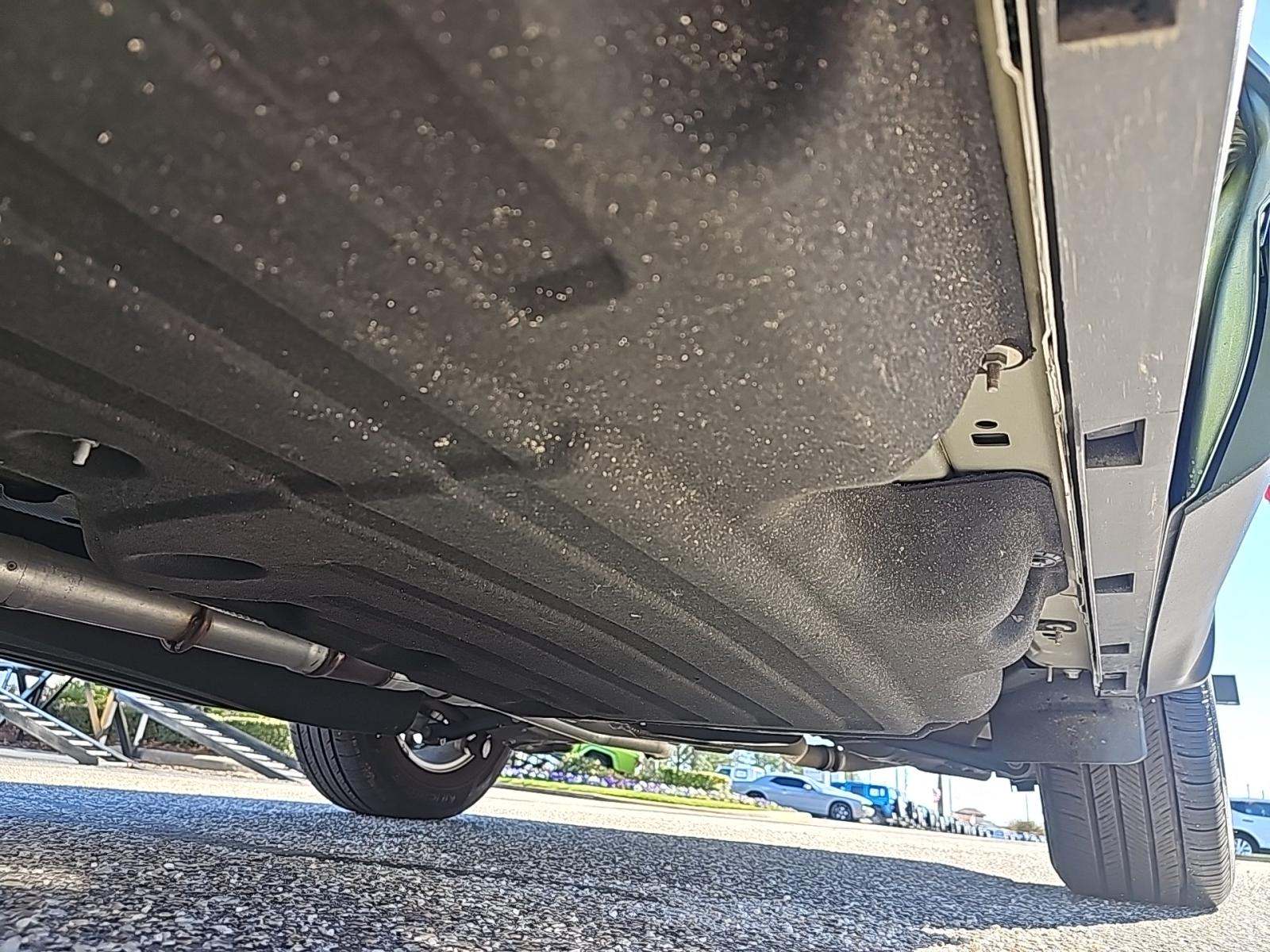 2024 Ford Explorer XLT RWD