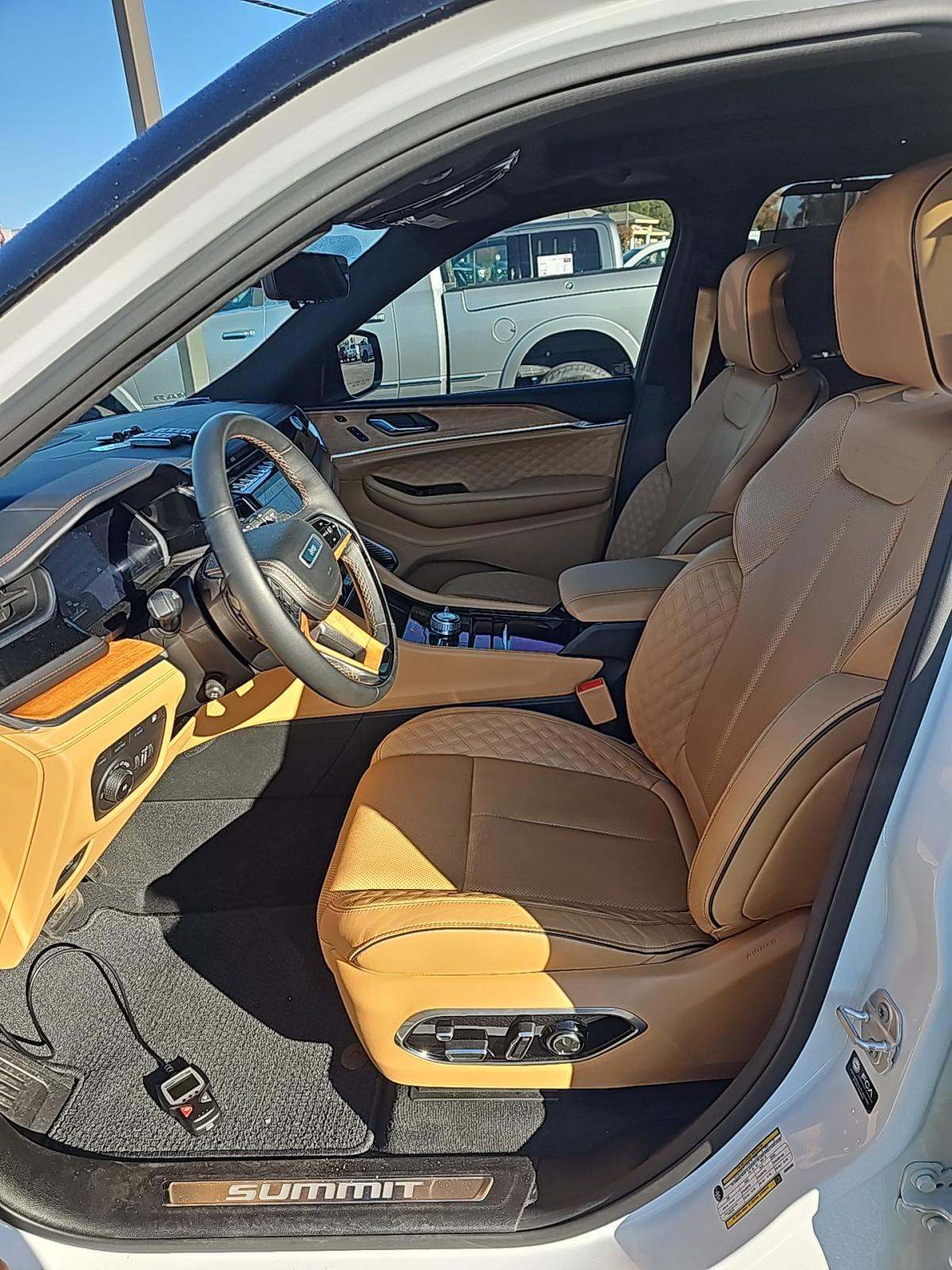 2024 Jeep Grand Cherokee 4xe Summit Reserve AWD