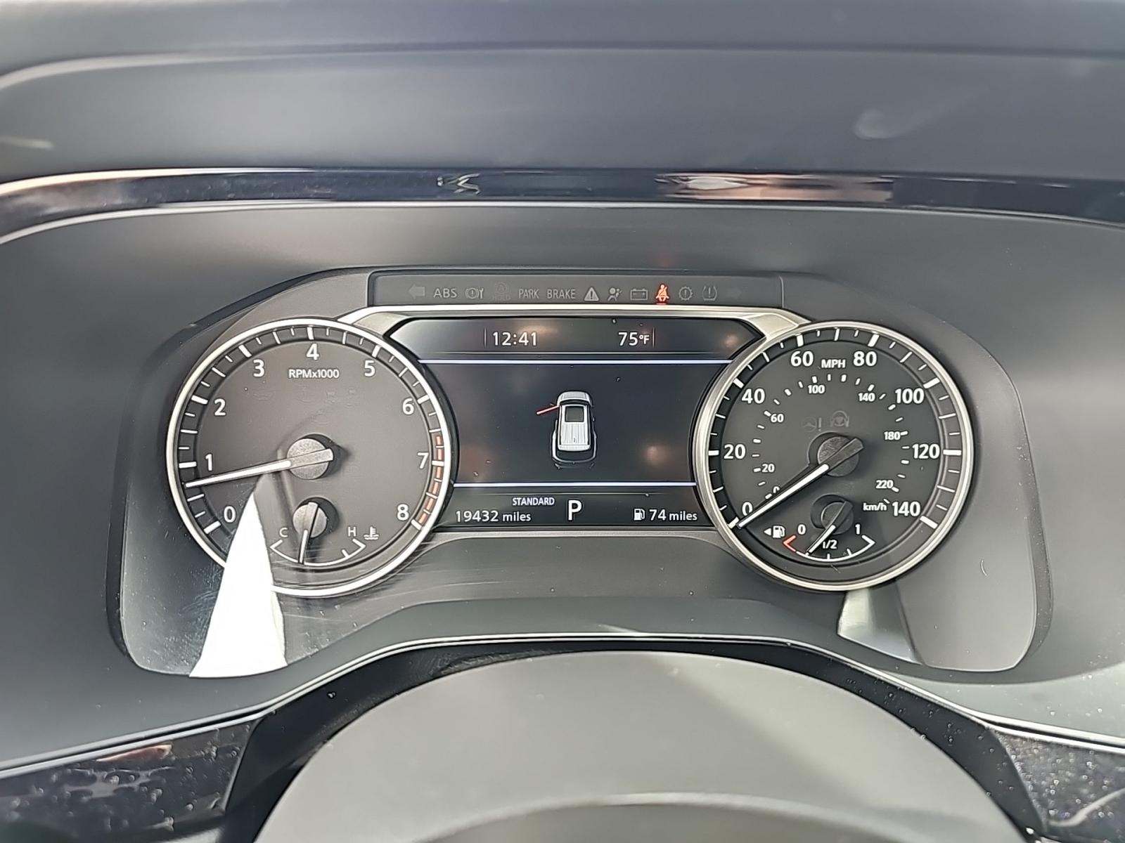 2023 Nissan Pathfinder SL FWD