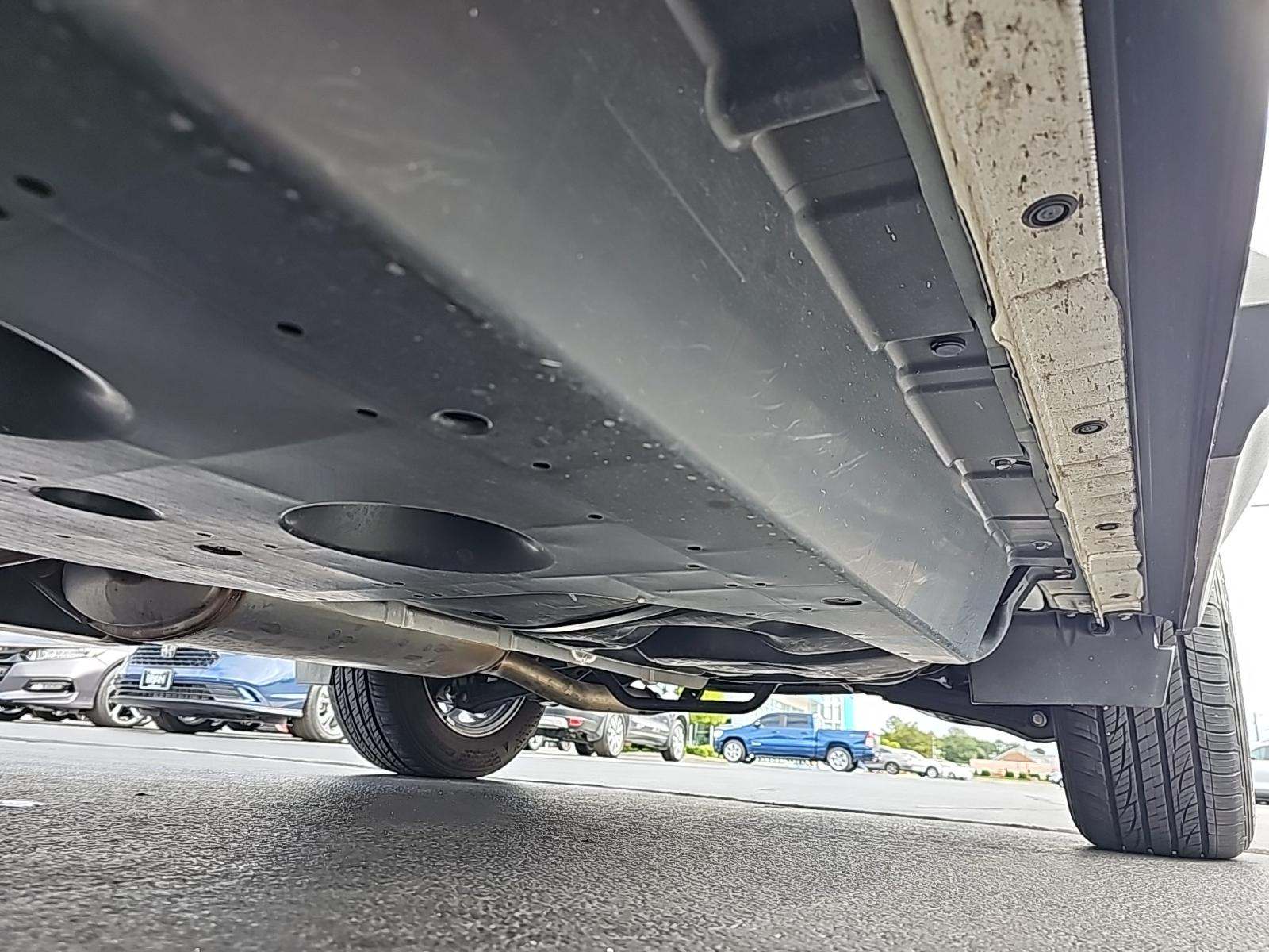 2023 Nissan Pathfinder SL FWD