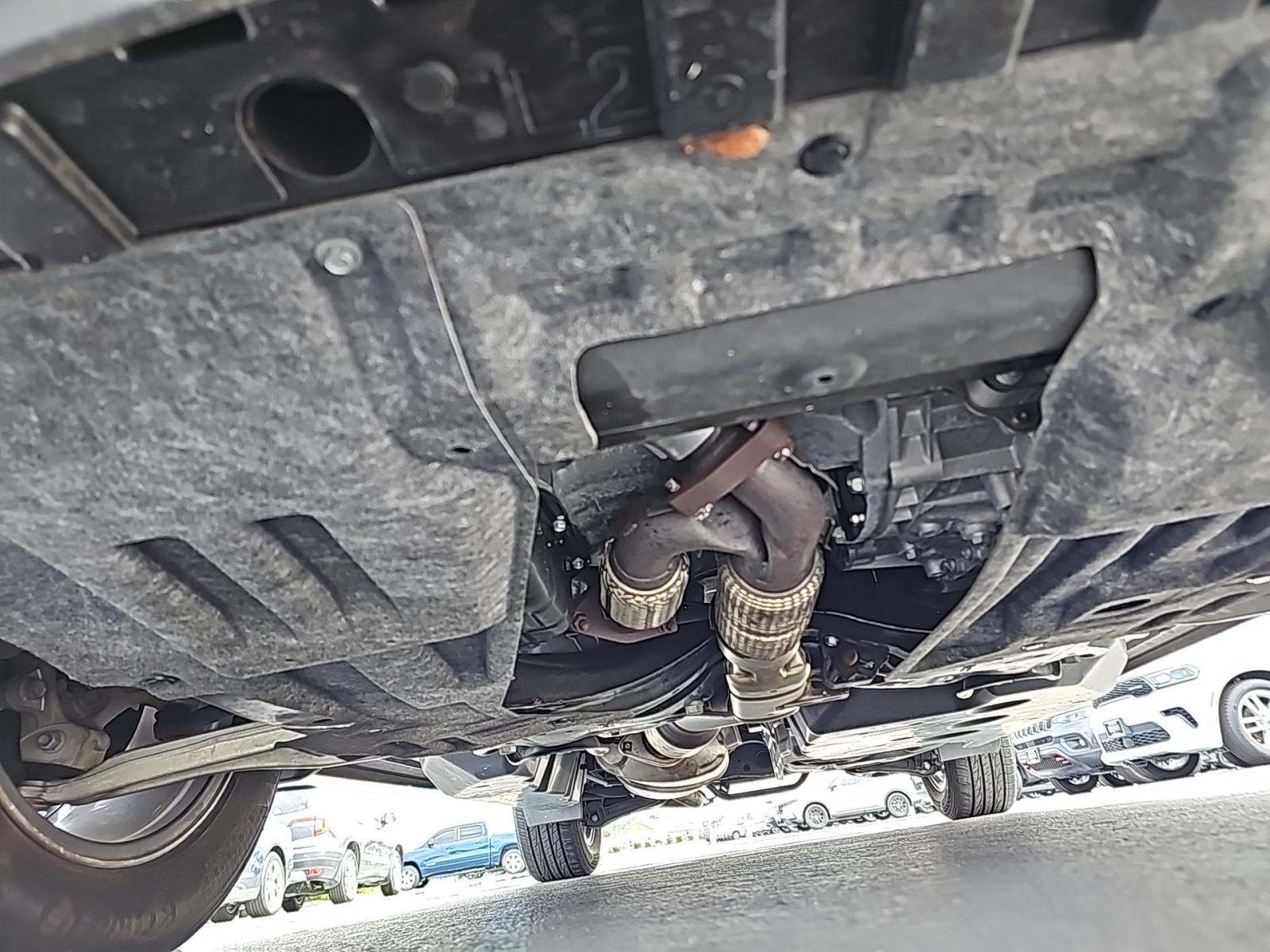 2023 Nissan Pathfinder SL FWD