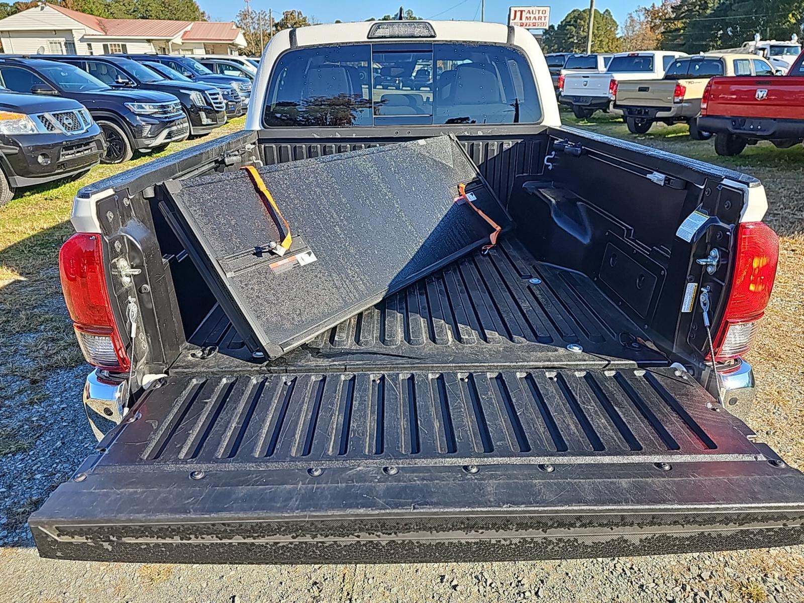 2019 Toyota Tacoma SR5 RWD