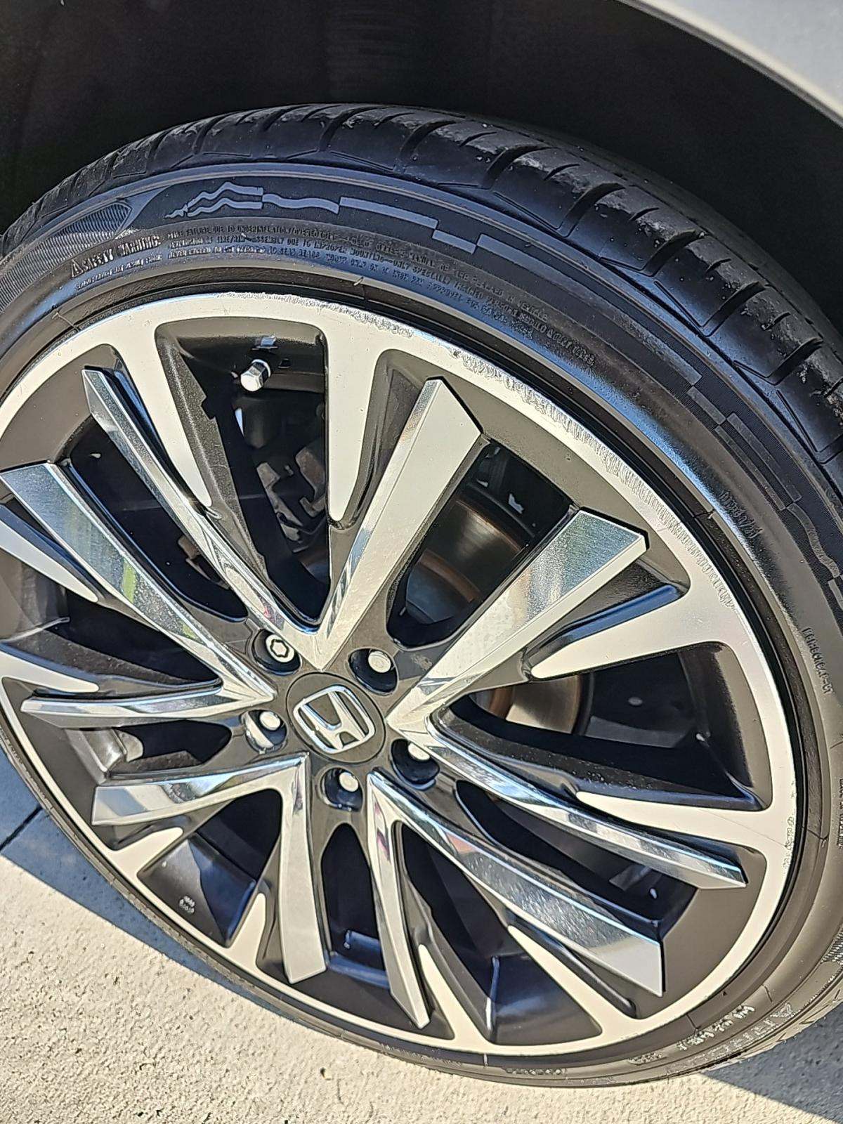 2019 Honda Accord Touring FWD