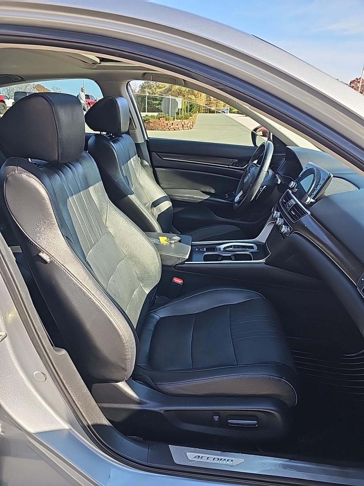 2019 Honda Accord Touring FWD