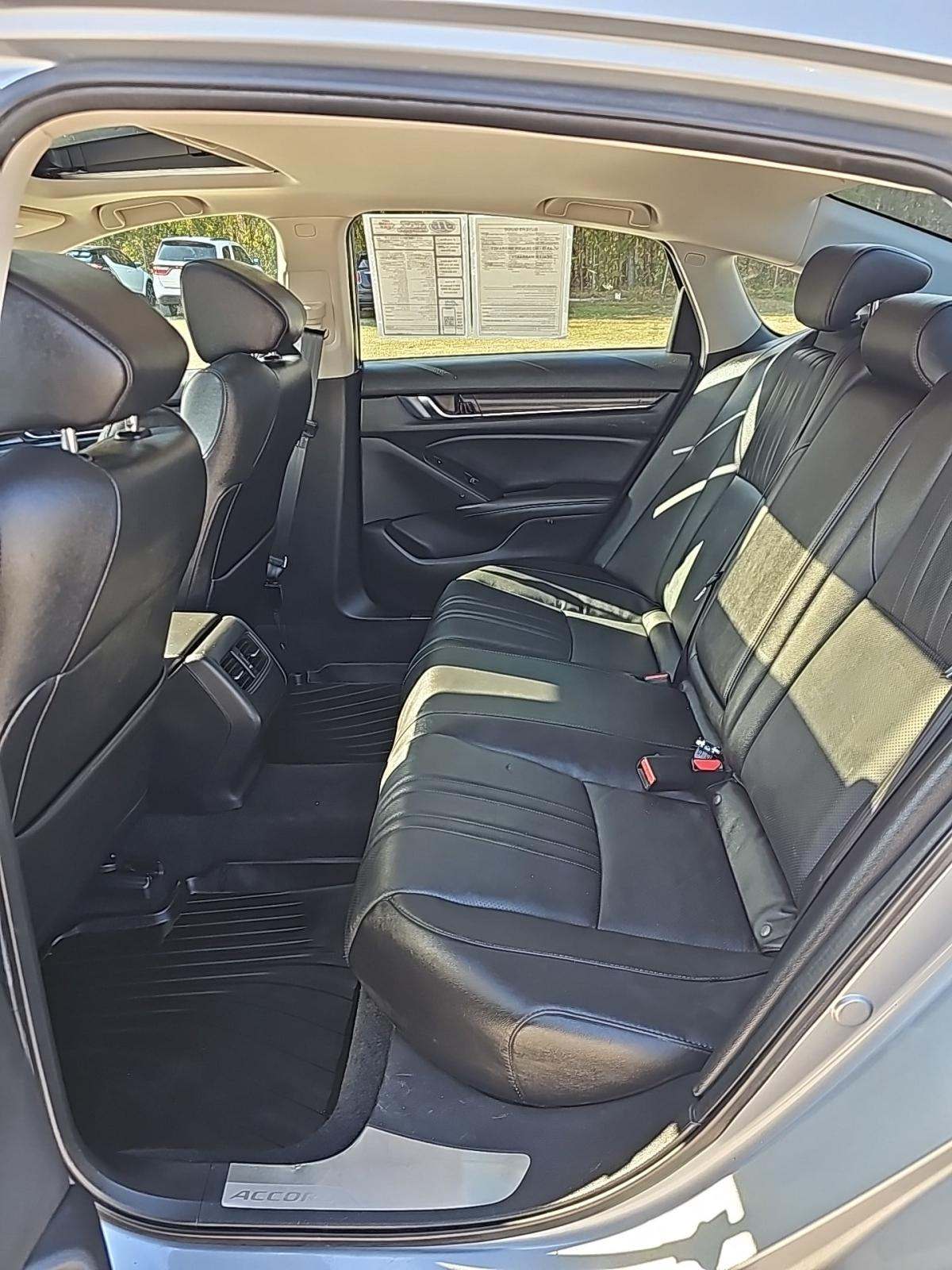 2019 Honda Accord Touring FWD