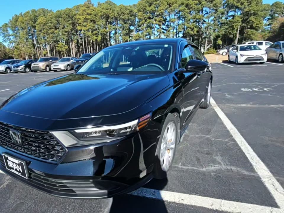 2023 Honda Accord LX FWD