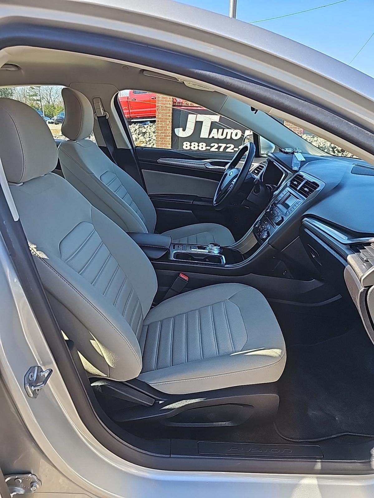 2018 Ford Fusion Hybrid S FWD