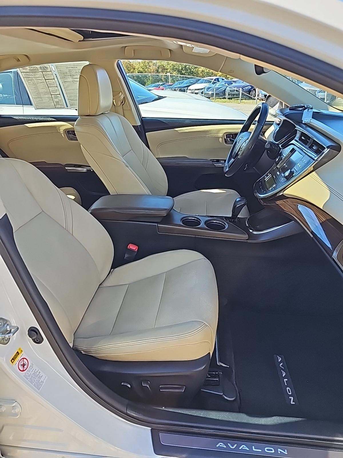 2013 Toyota Avalon Hybrid Limited FWD