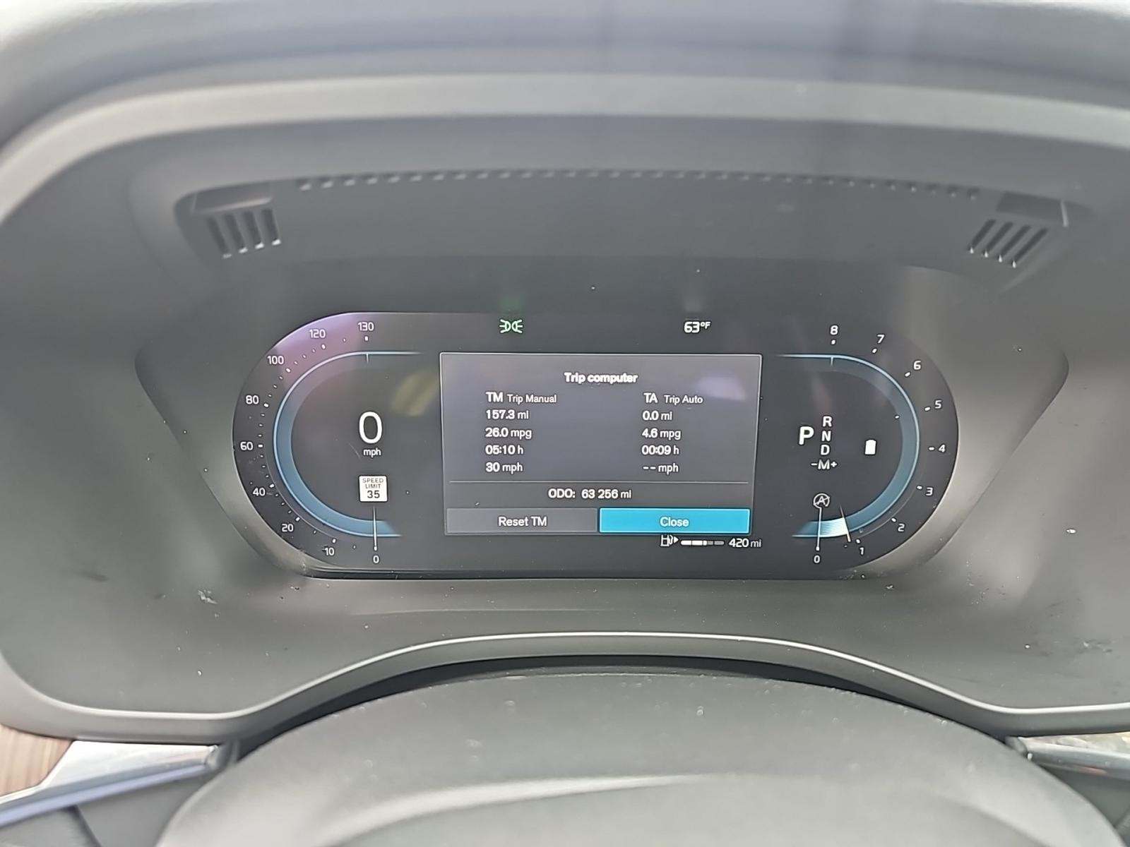 2022 Volvo XC60 B5 Momentum FWD