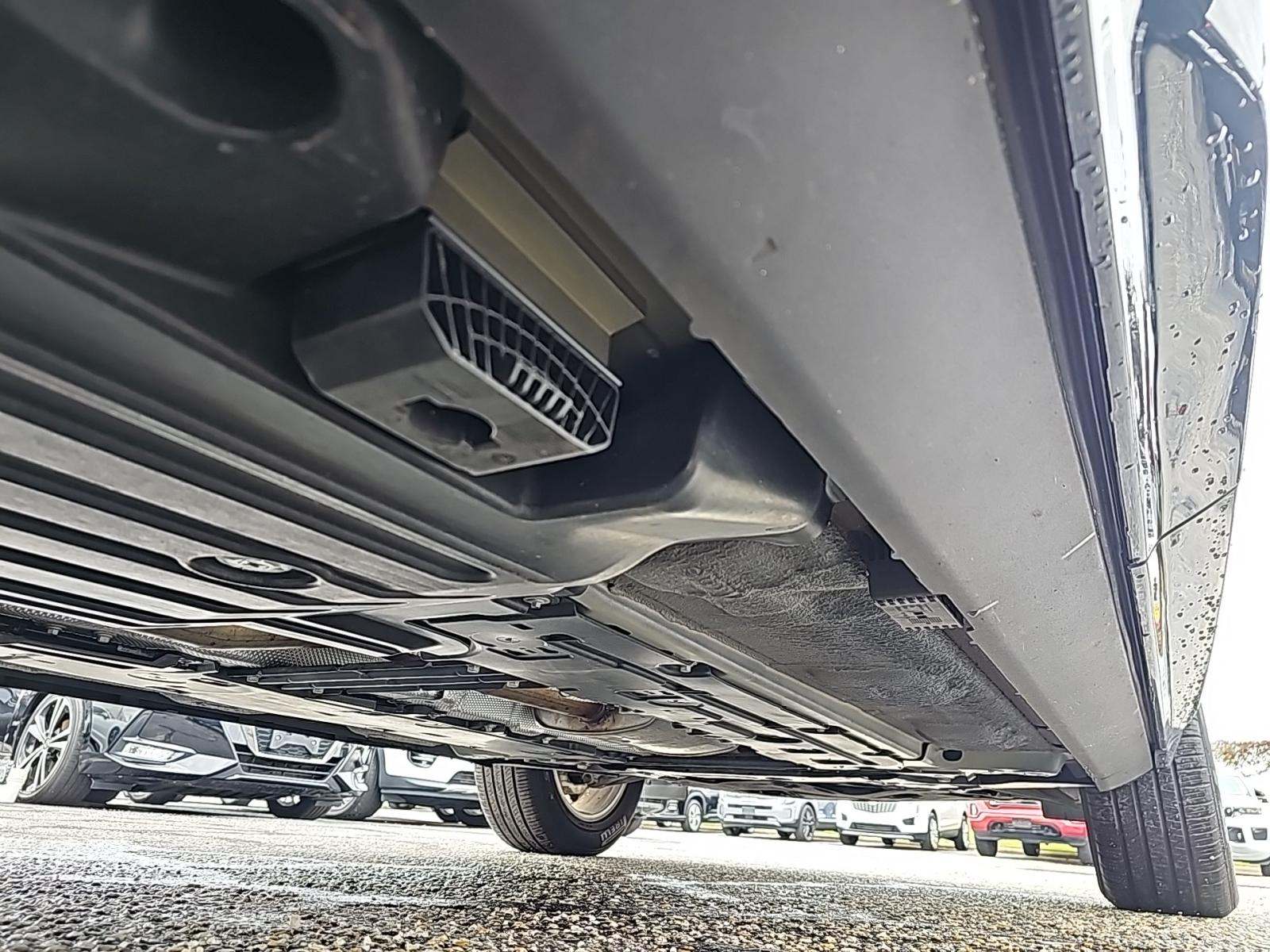 2022 Volvo XC60 B5 Momentum FWD