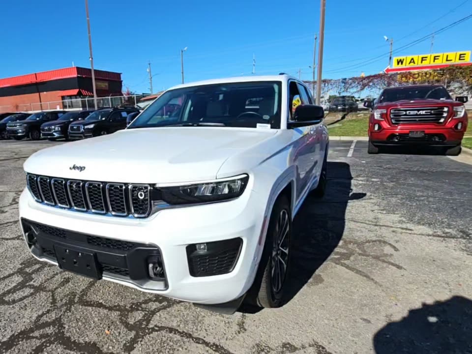 2023 Jeep Grand Cherokee Overland AWD