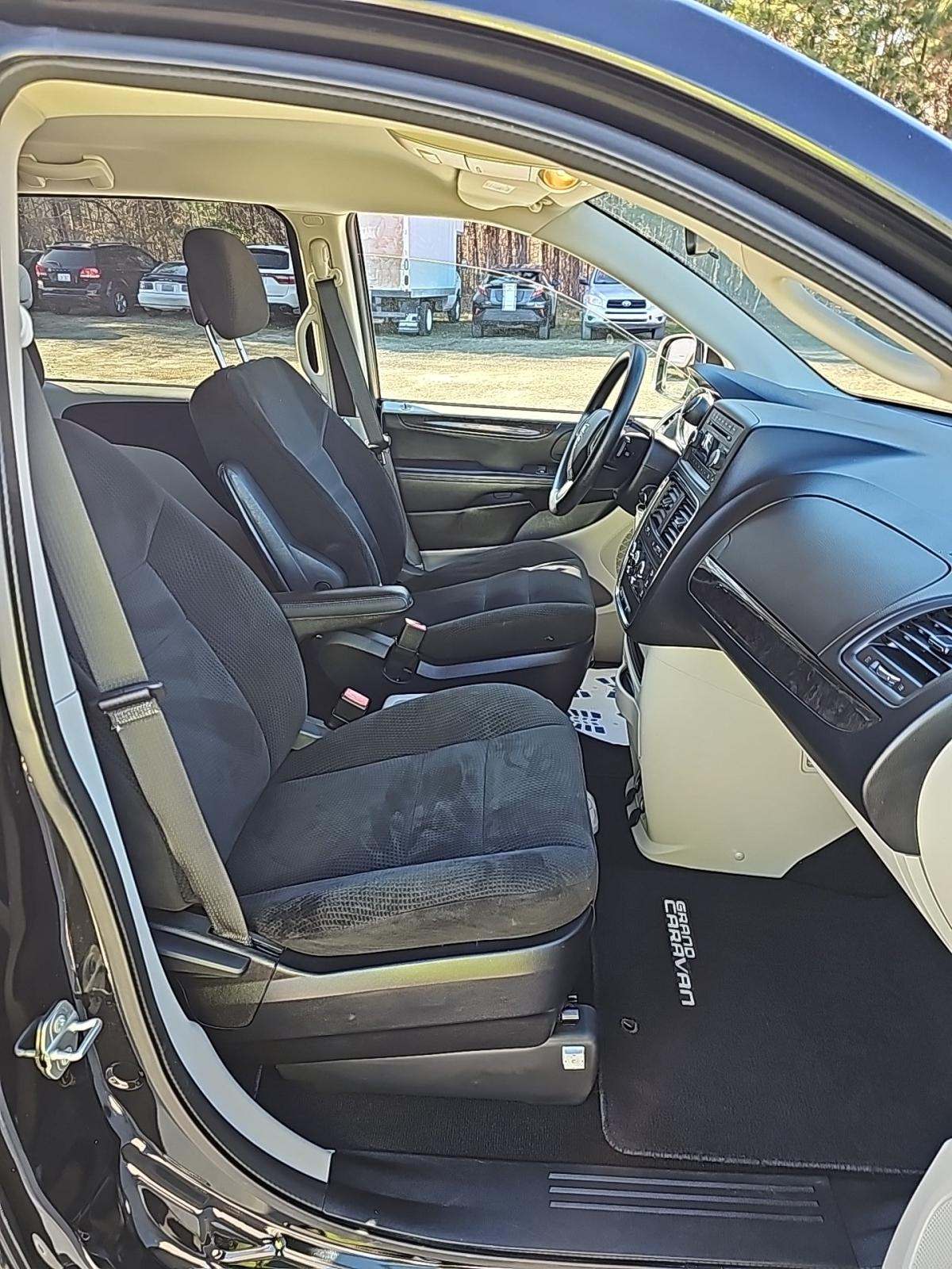 2016 Dodge Grand Caravan SE FWD