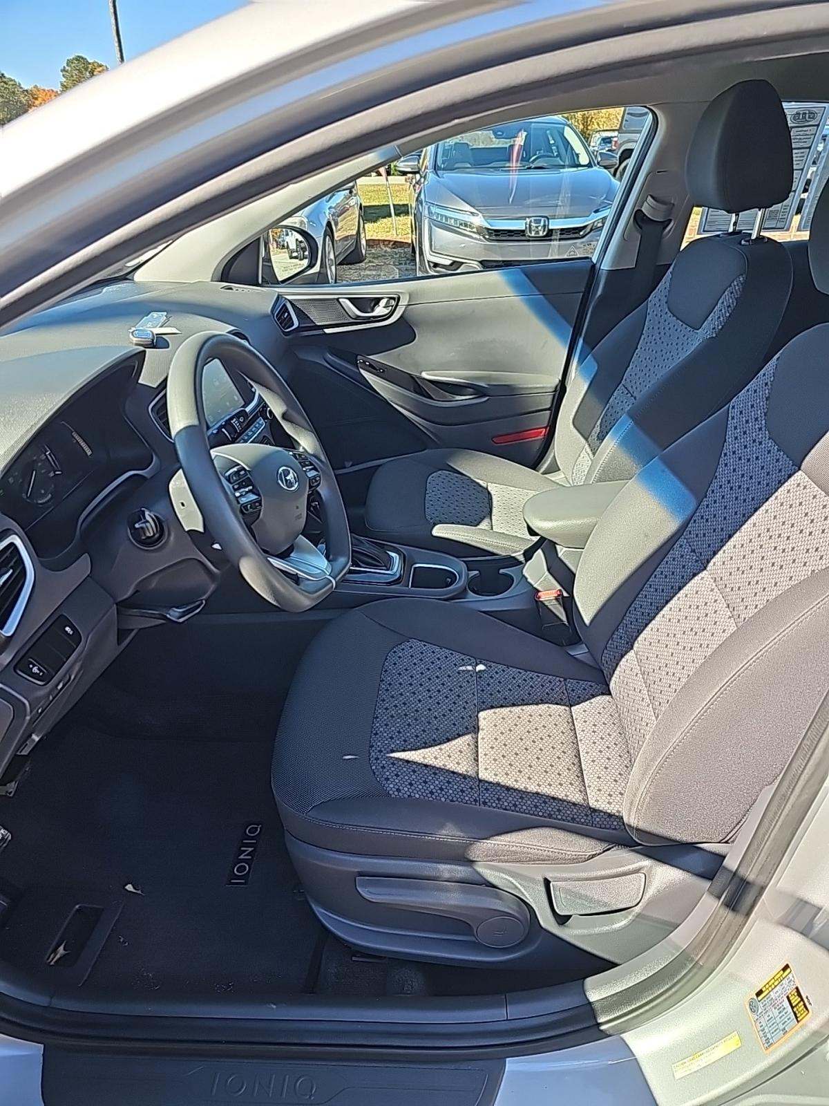 2019 Hyundai Ioniq Hybrid Blue FWD