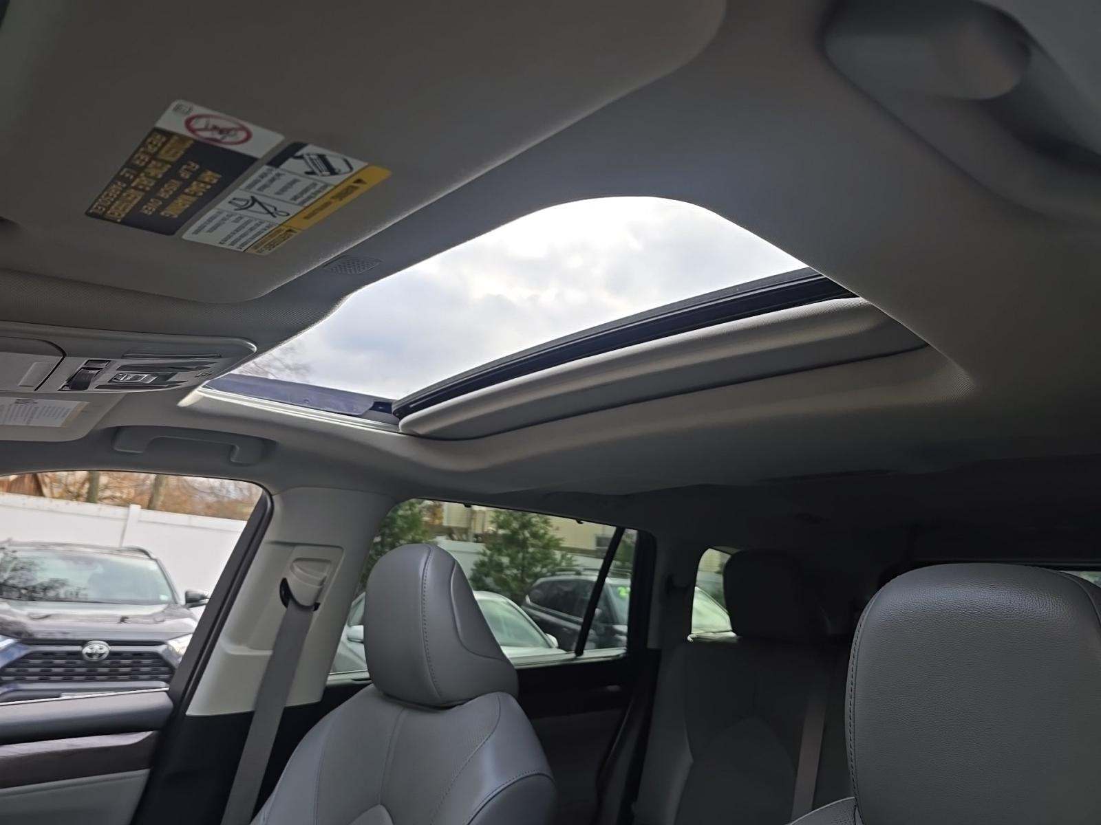 2022 Toyota Highlander Limited AWD