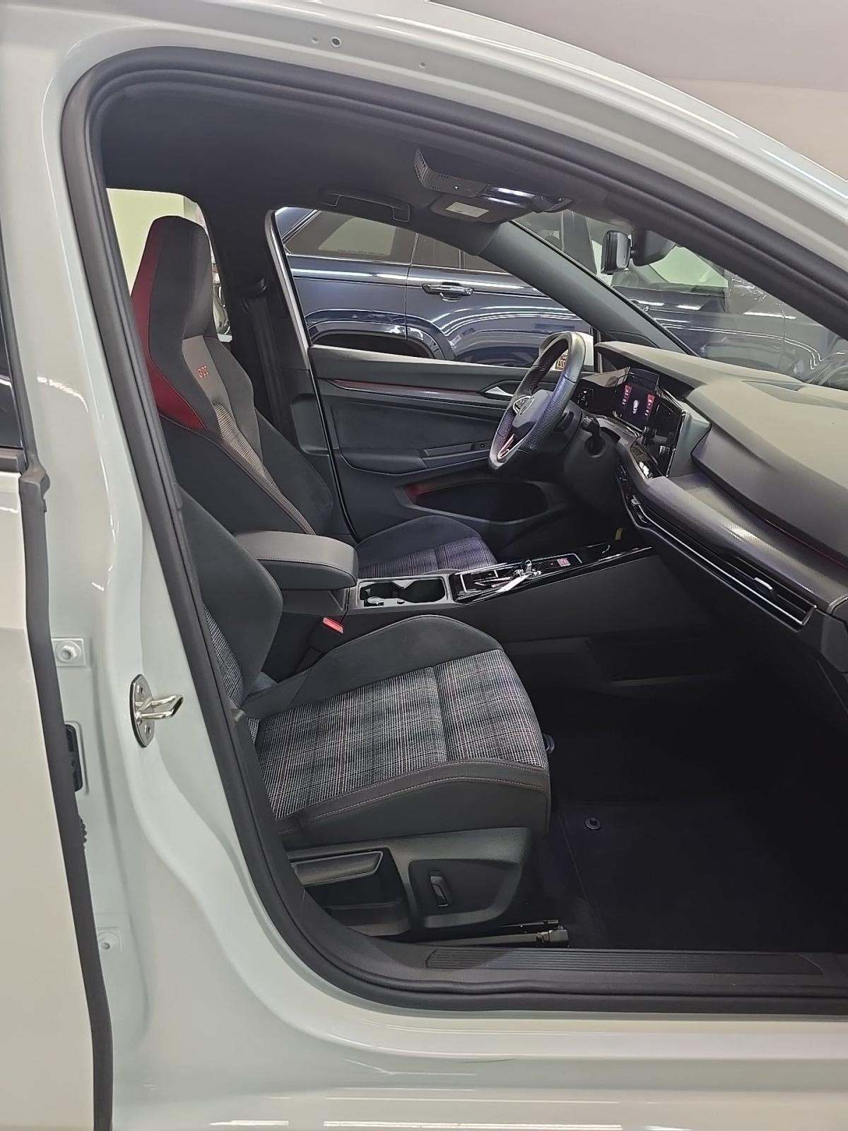 2024 Volkswagen Golf GTI 2.0T S FWD