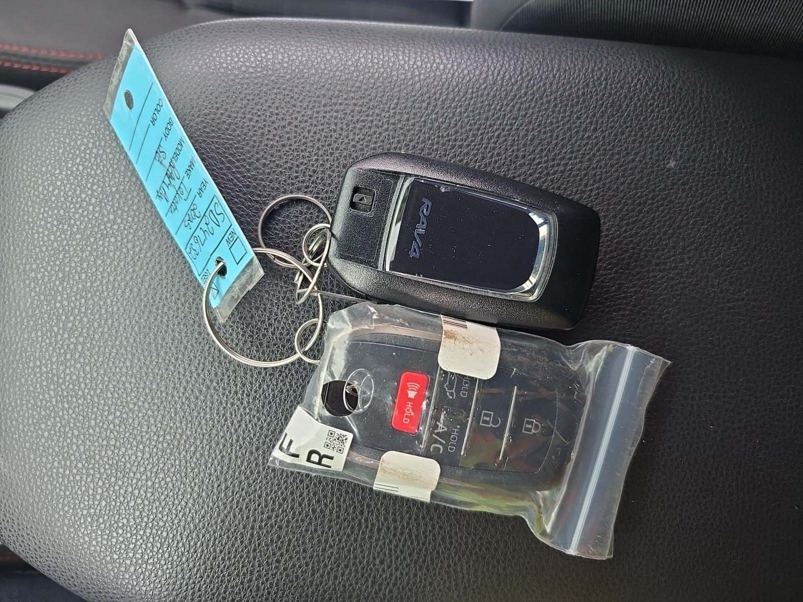 2025 Toyota RAV4 Plug-In Hybrid SE AWD