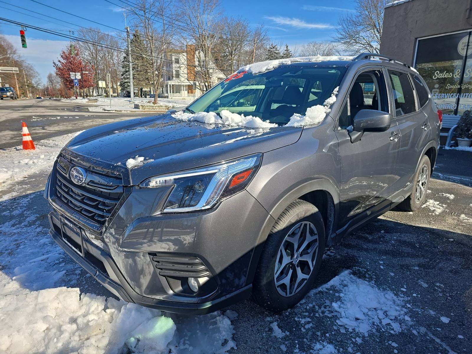 2022 Subaru Forester Premium AWD