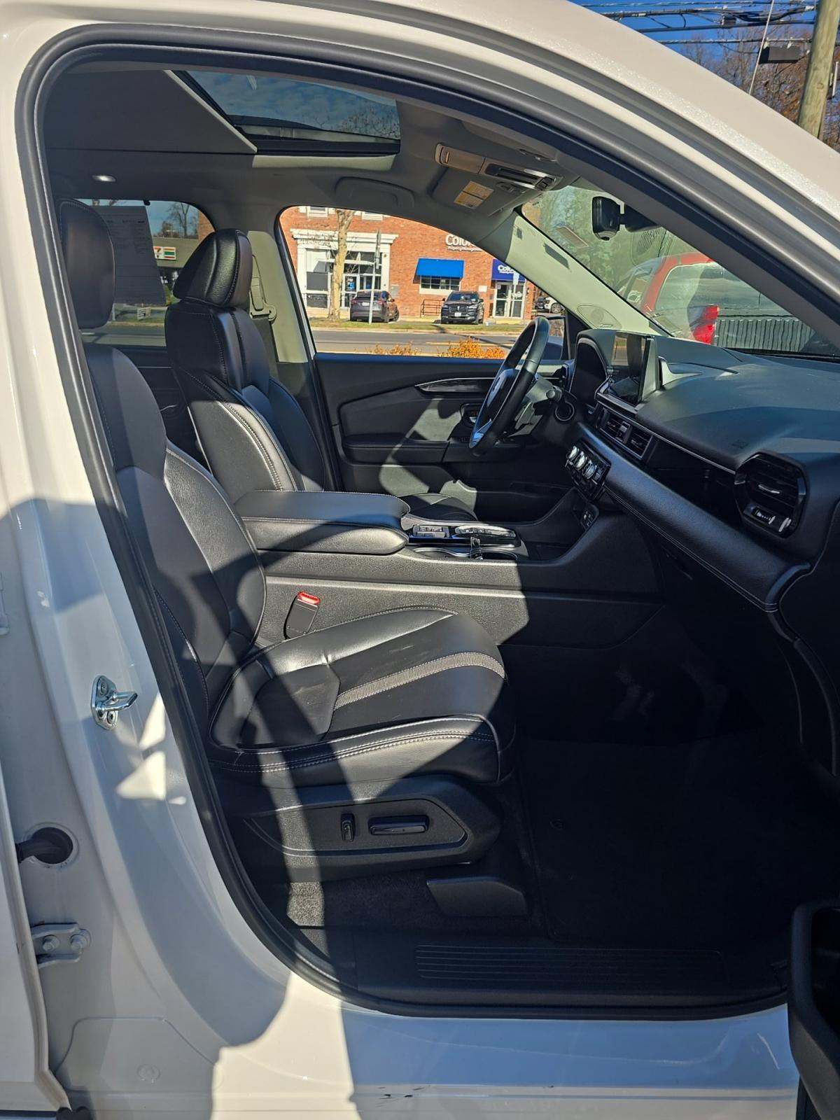 2025 Honda Pilot Touring AWD