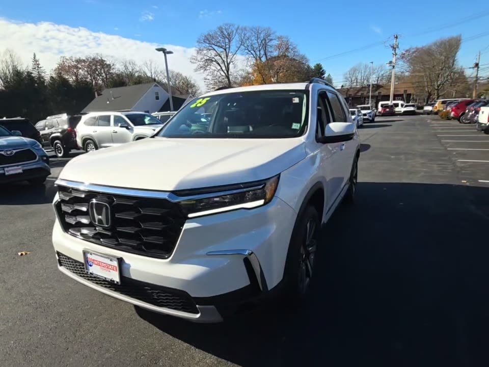 2025 Honda Pilot Touring AWD