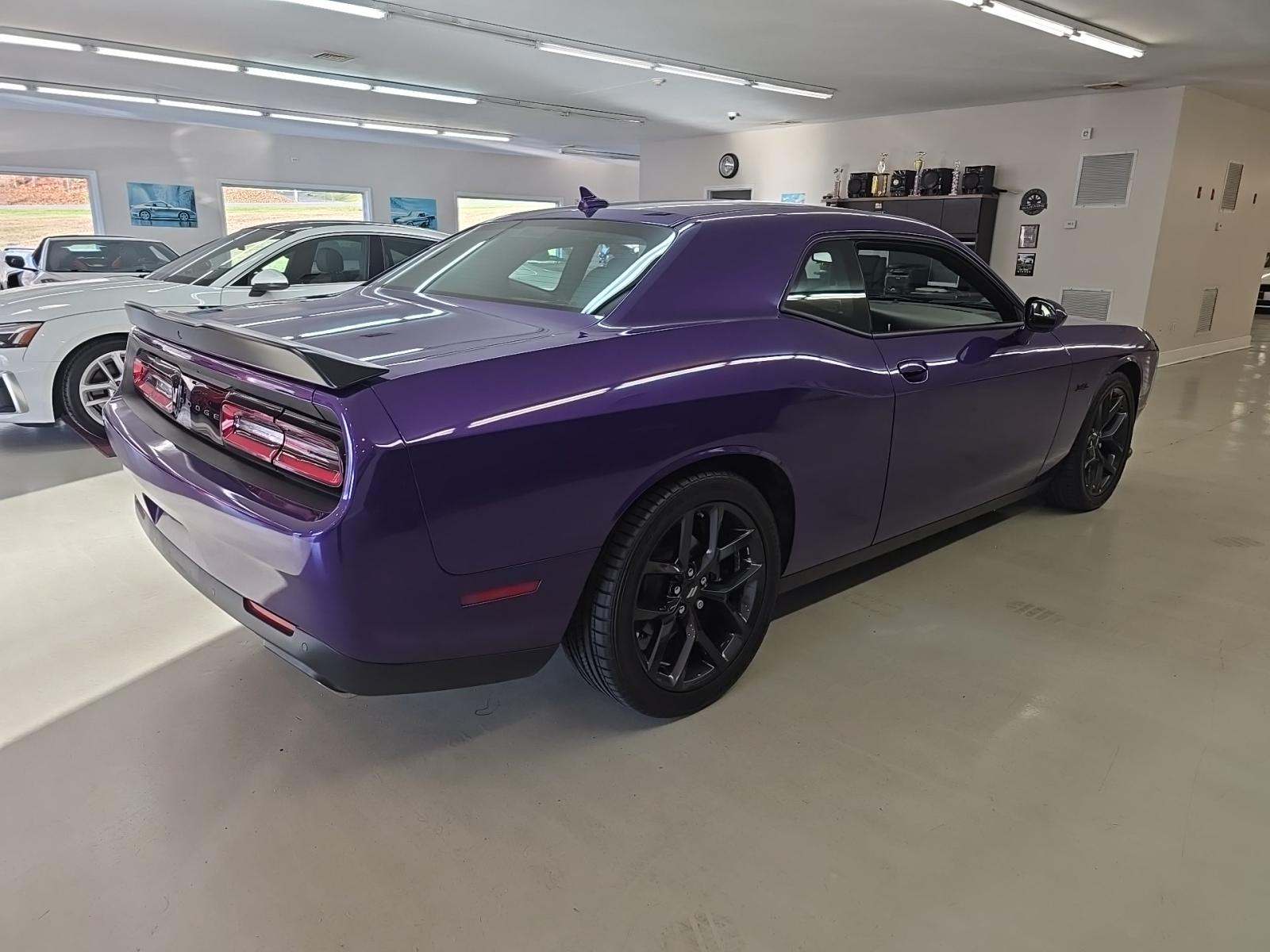 2023 Dodge Challenger R/T RWD
