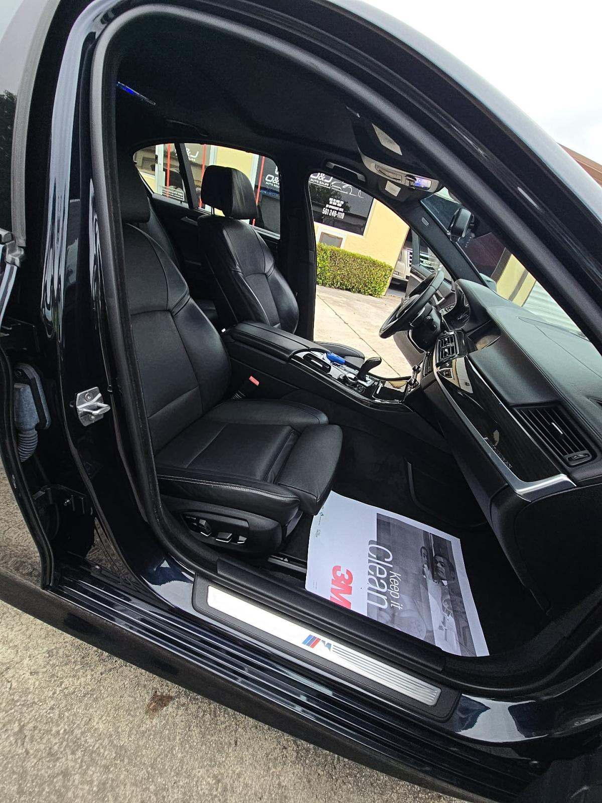 2015 BMW 5 Series 550i RWD