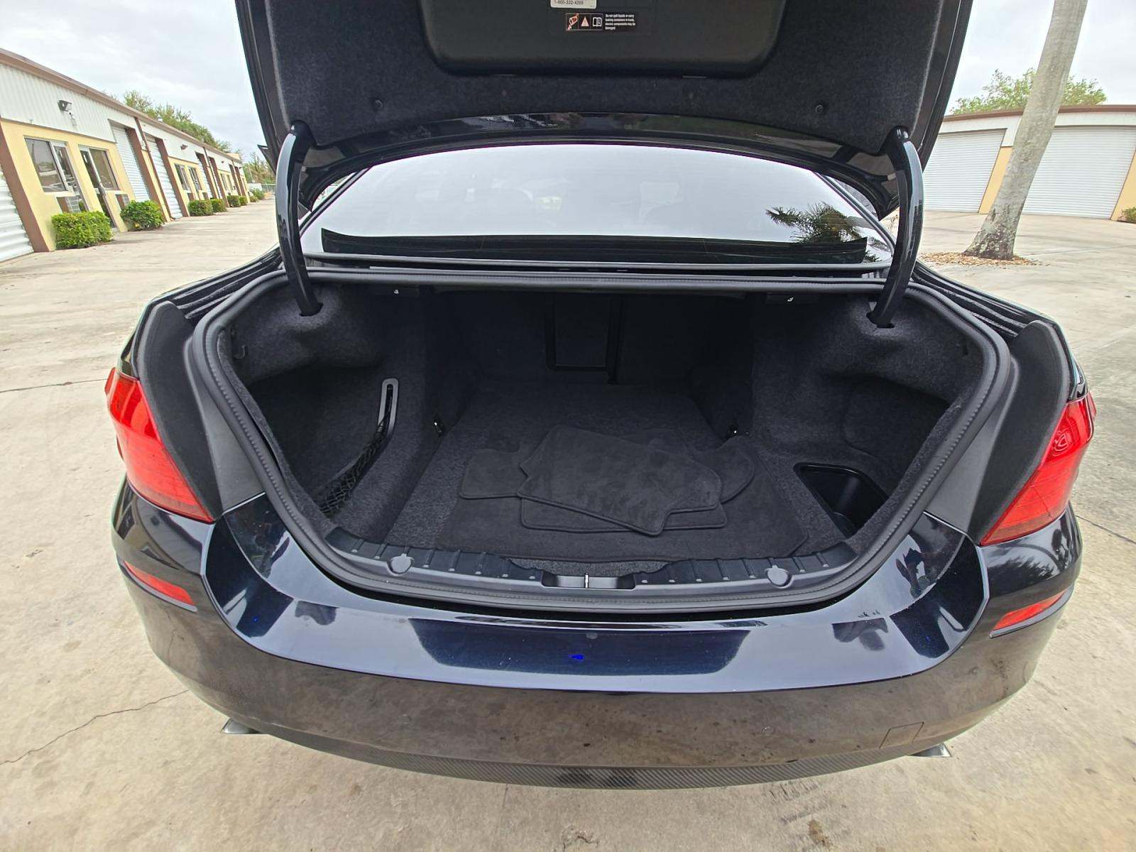 2015 BMW 5 Series 550i RWD