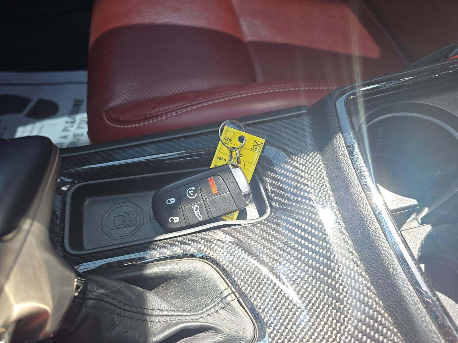 DODGE SRT HELLCAT WIDEBODY - 8